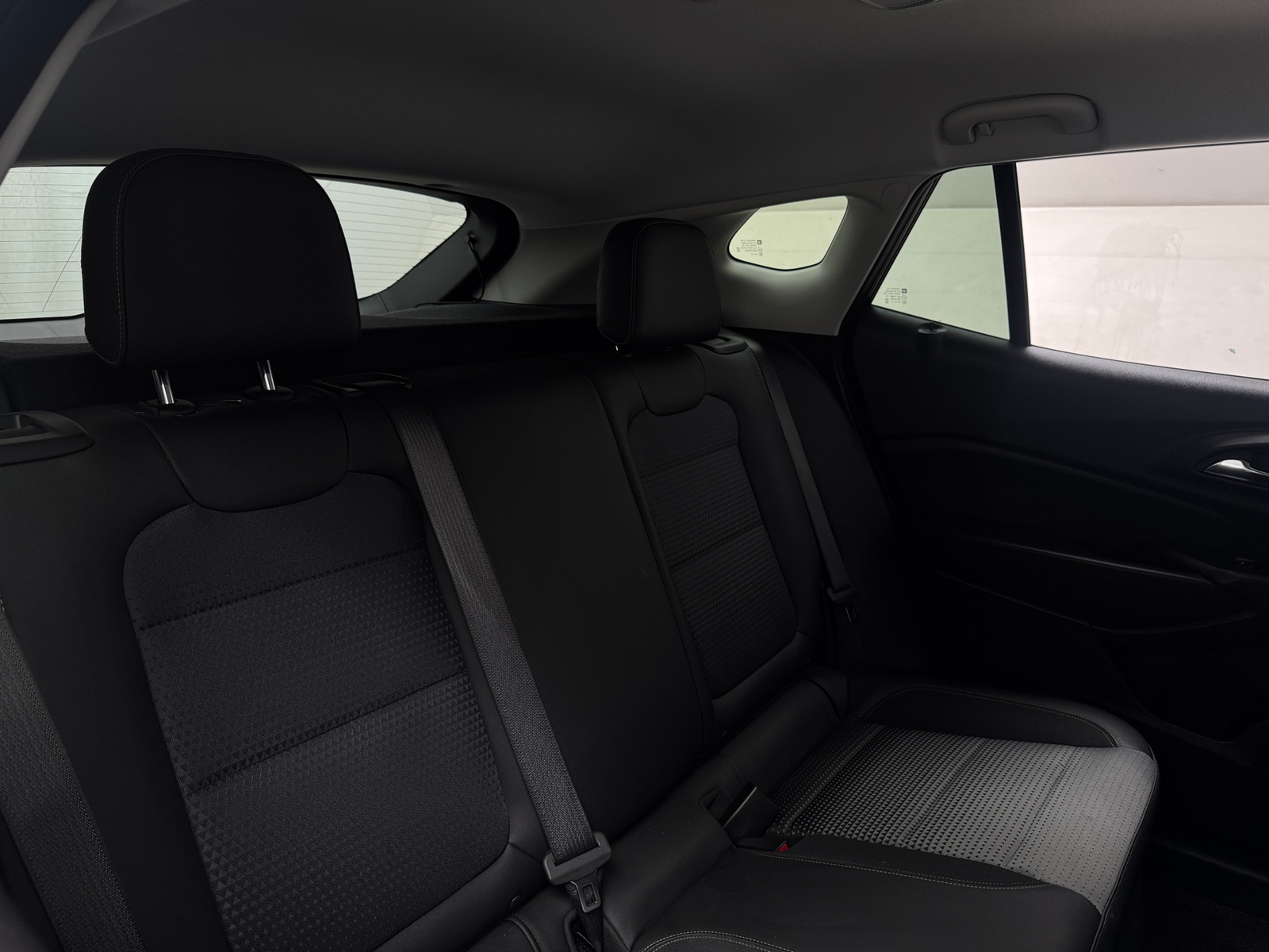 Thumbnail: 2025 Chevrolet Trax - 6