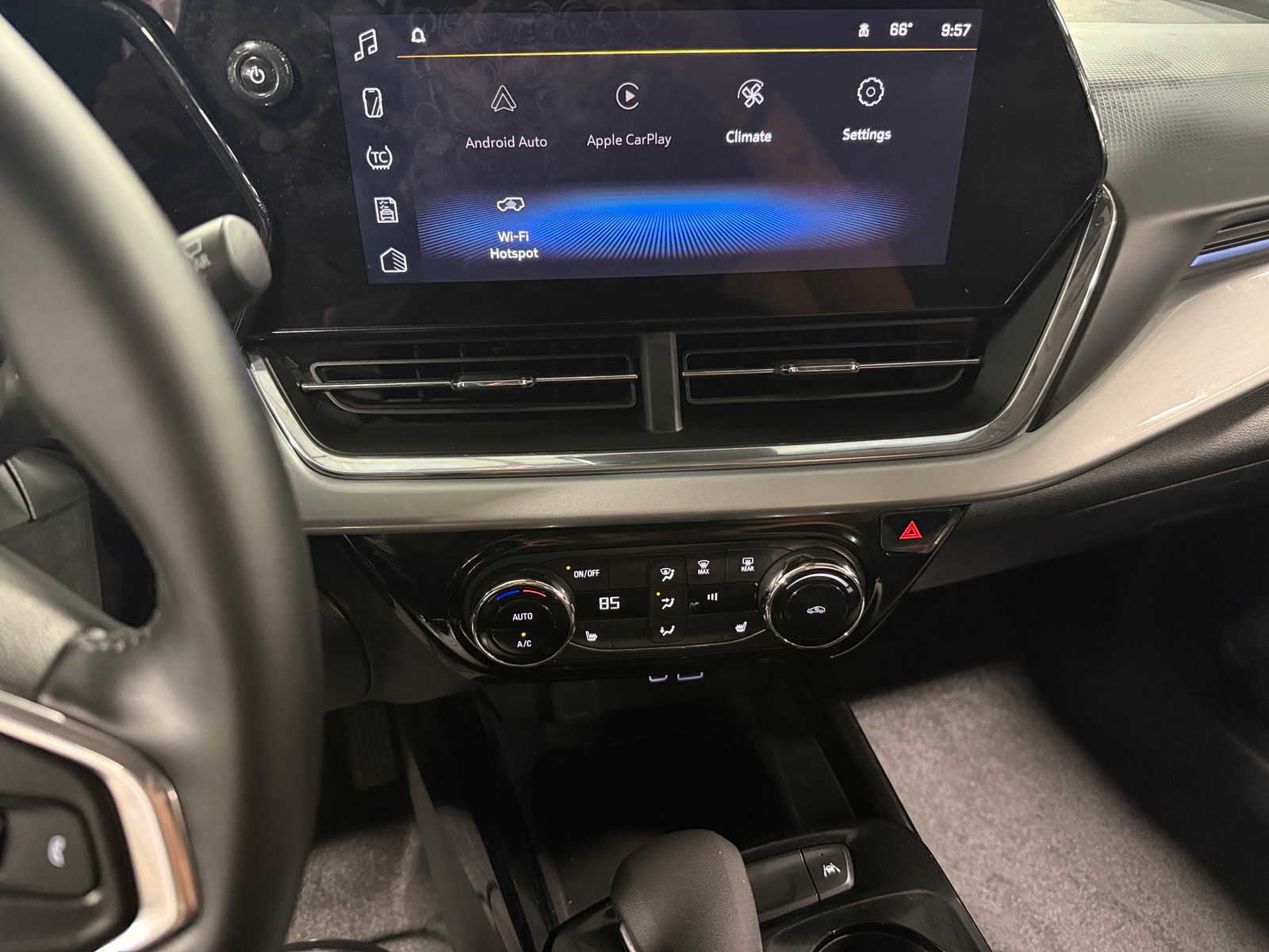 Thumbnail: 2025 Chevrolet Trax - 4