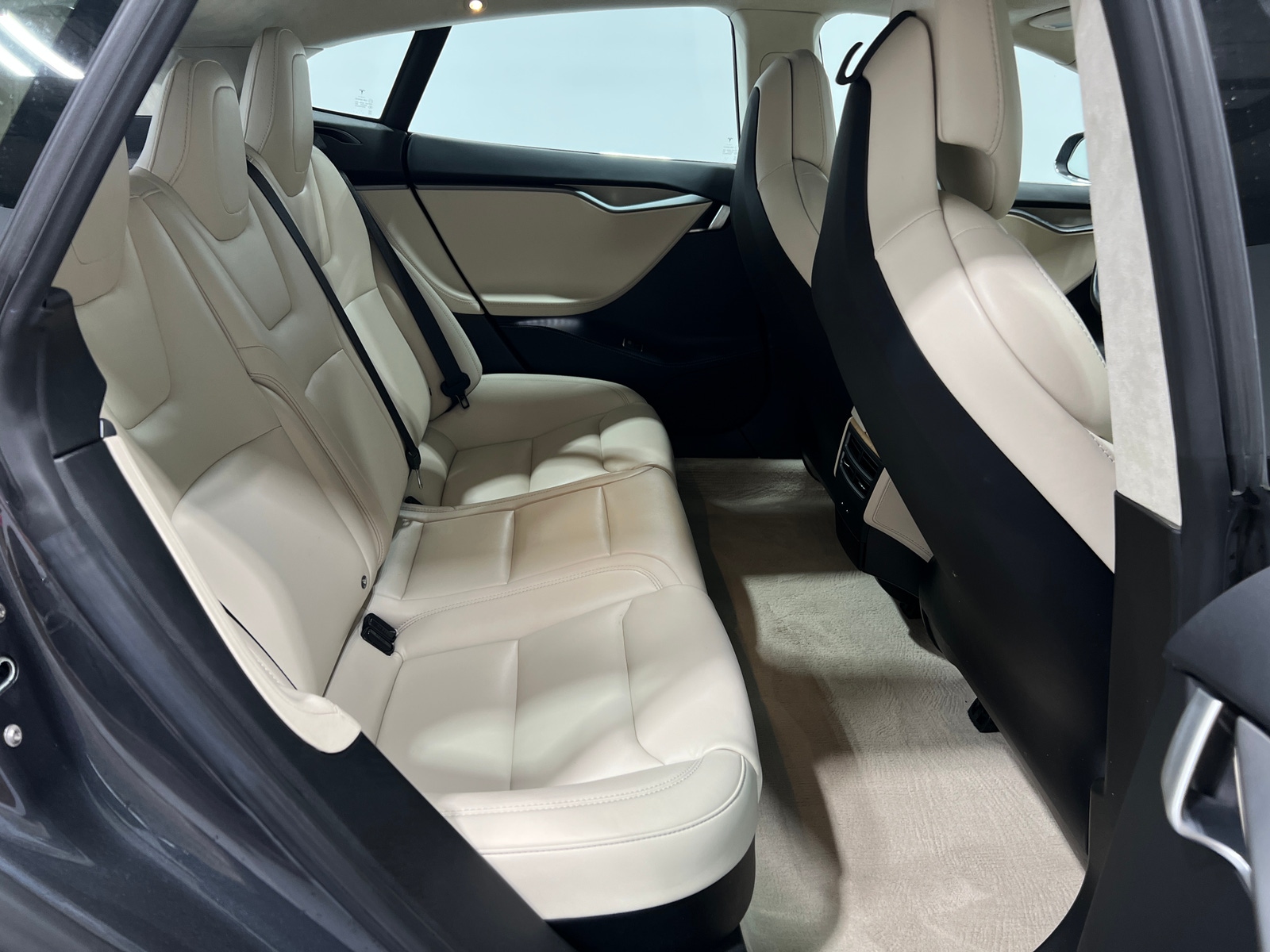 Thumbnail: 2018 Tesla Model S - 5