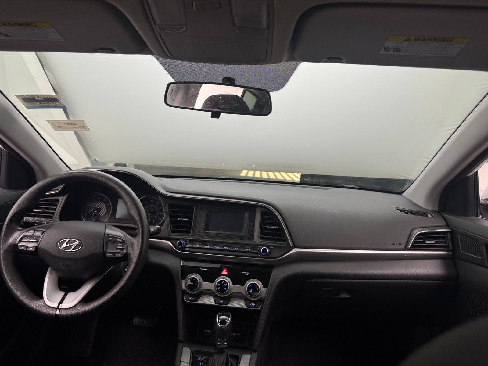 Thumbnail: 2019 Hyundai Elantra - 3