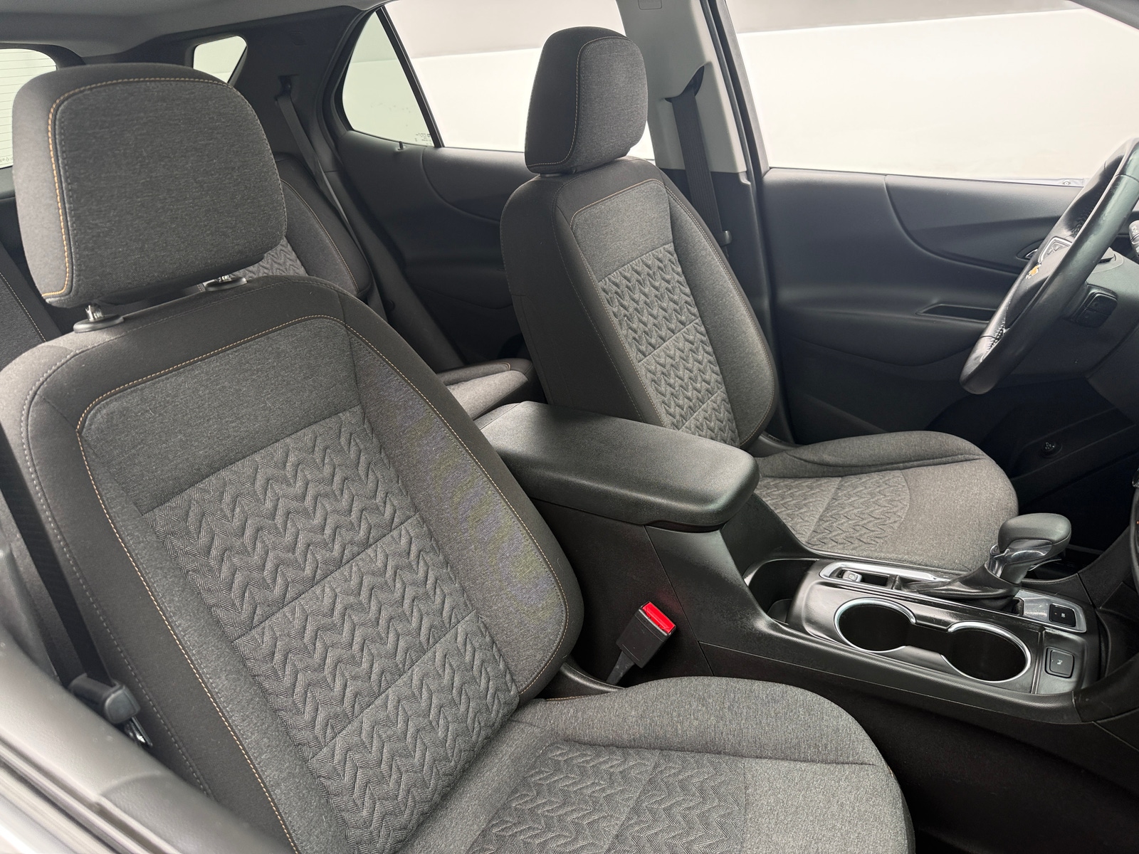 Thumbnail: 2022 Chevrolet Equinox - 2