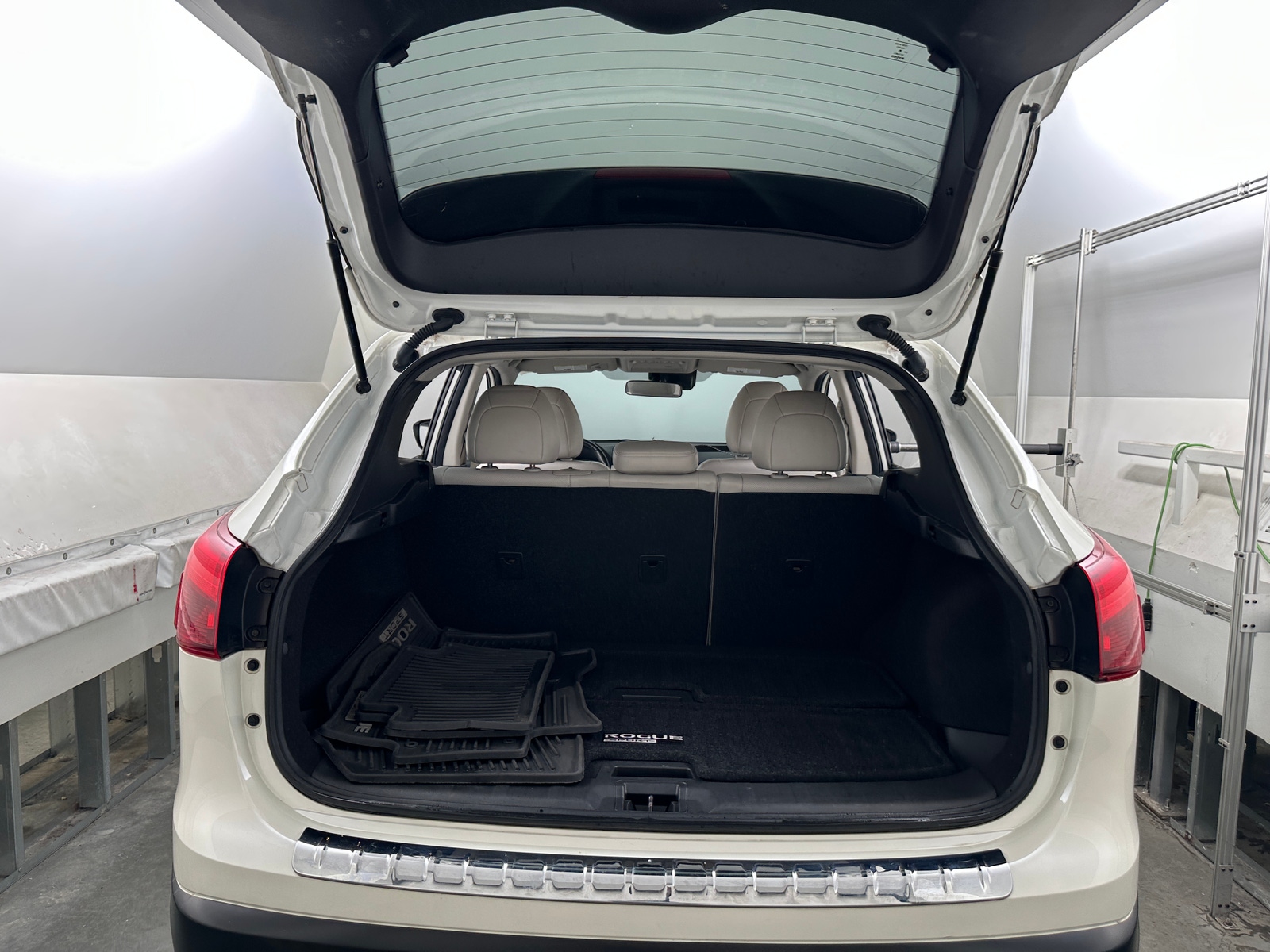 Thumbnail: 2019 Nissan Rogue Sport - 6