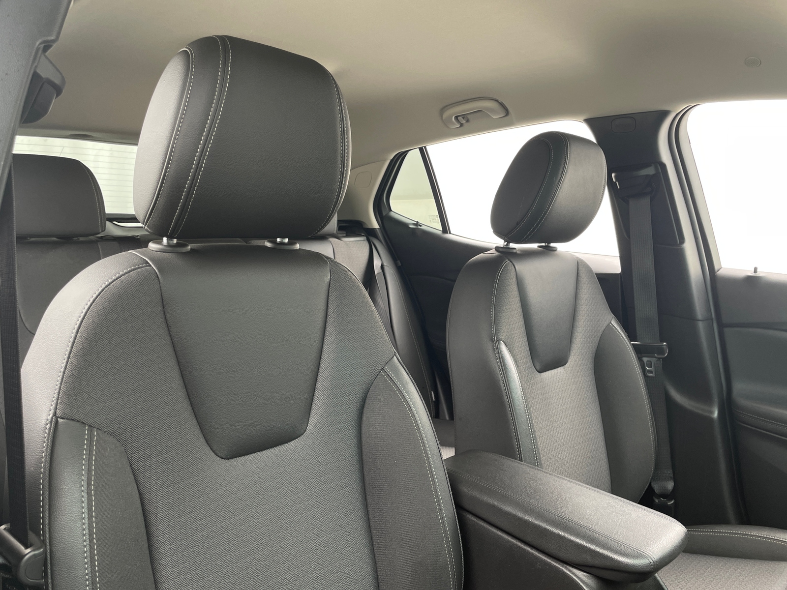 Thumbnail: 2025 Buick Encore GX - 2