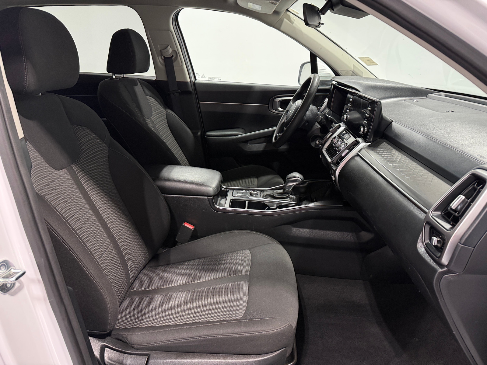 Thumbnail: 2023 Kia Sorento - 2