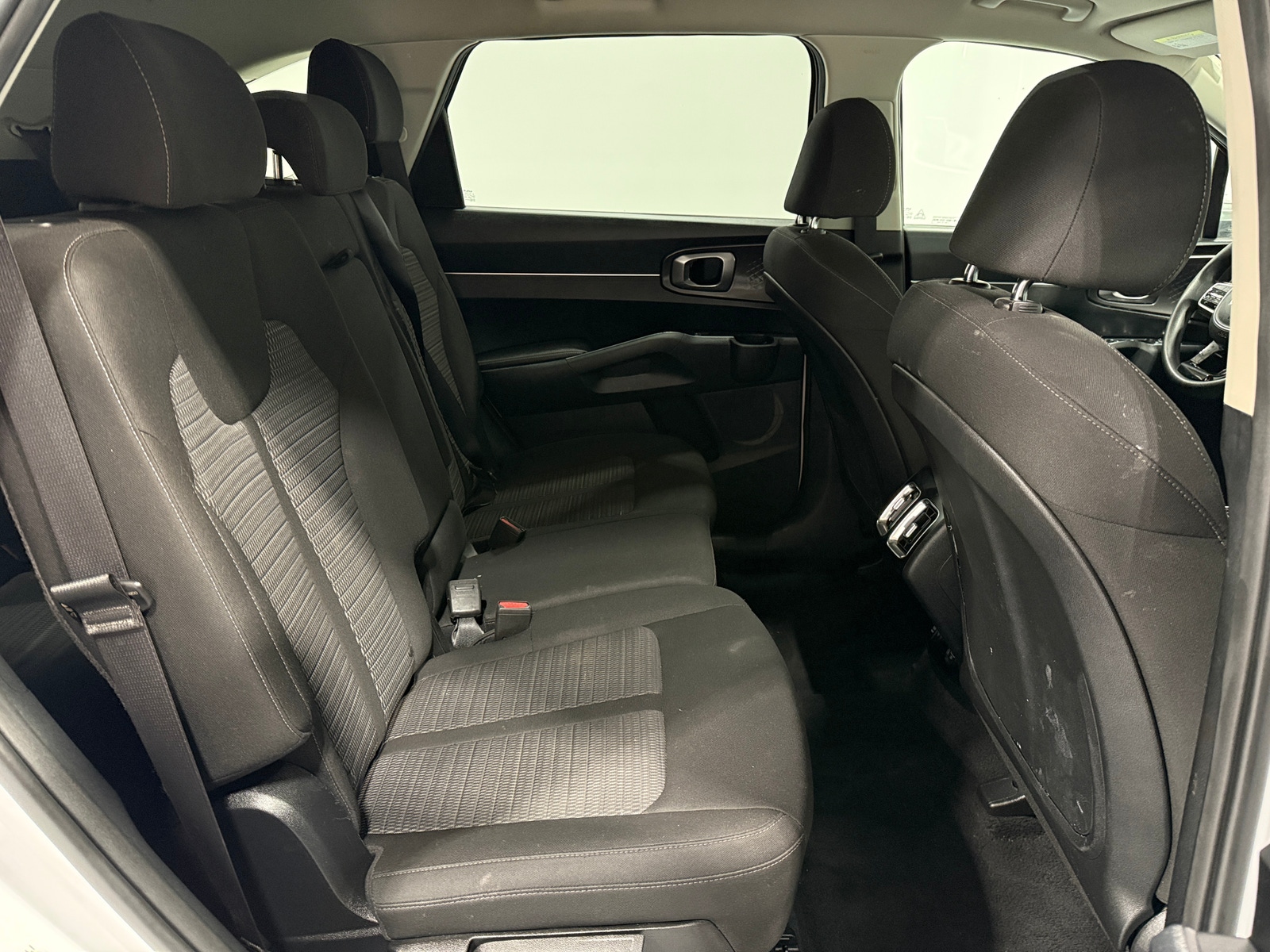 Thumbnail: 2023 Kia Sorento - 6