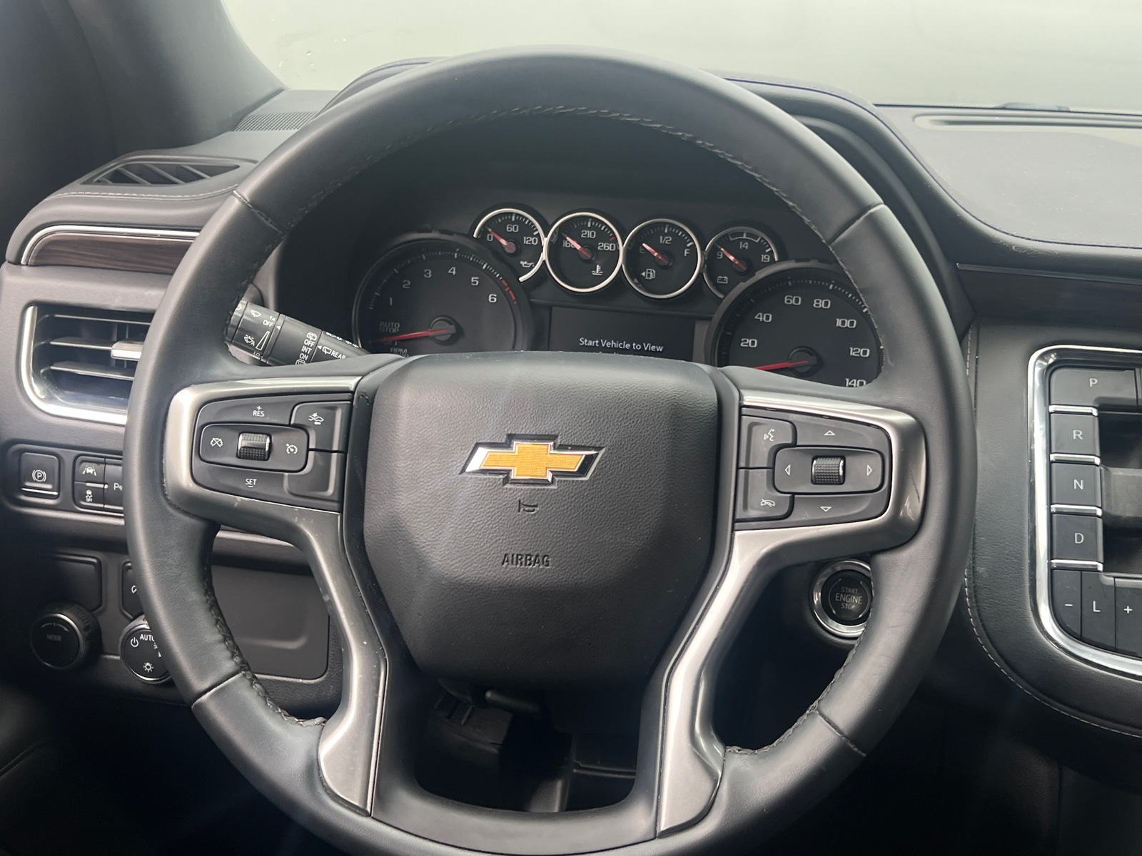 Thumbnail: 2023 Chevrolet Suburban - 5