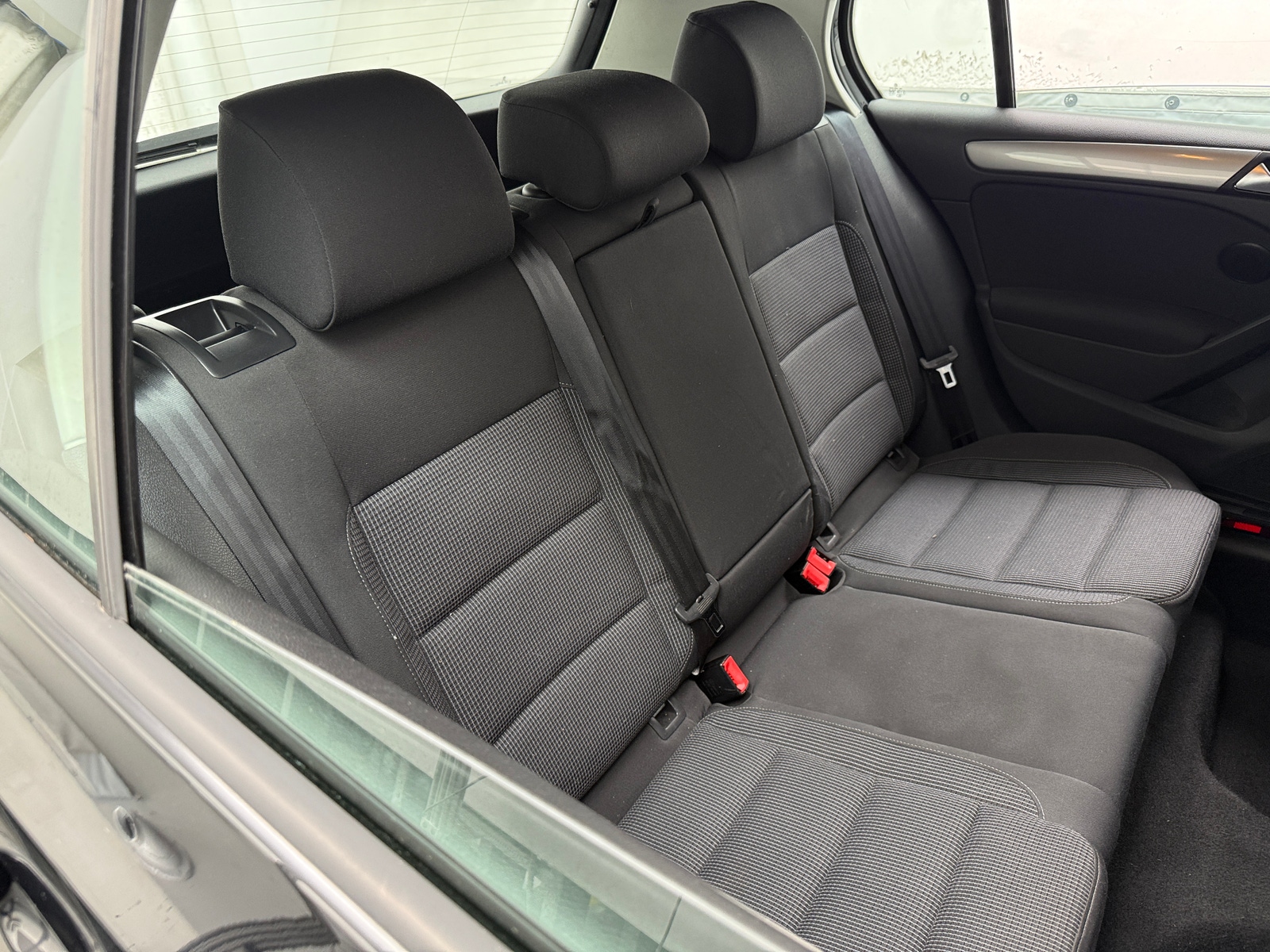 Thumbnail: 2012 Volkswagen Golf - 6