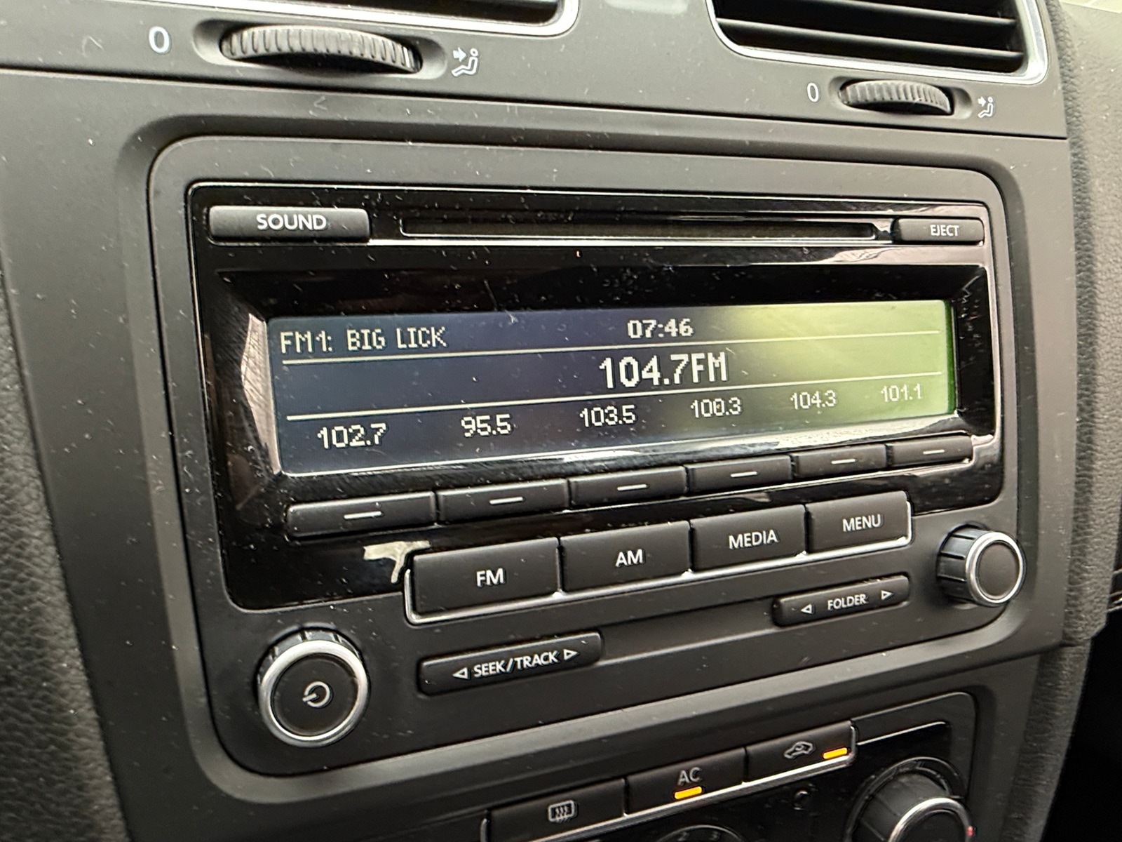 Thumbnail: 2012 Volkswagen Golf - 4