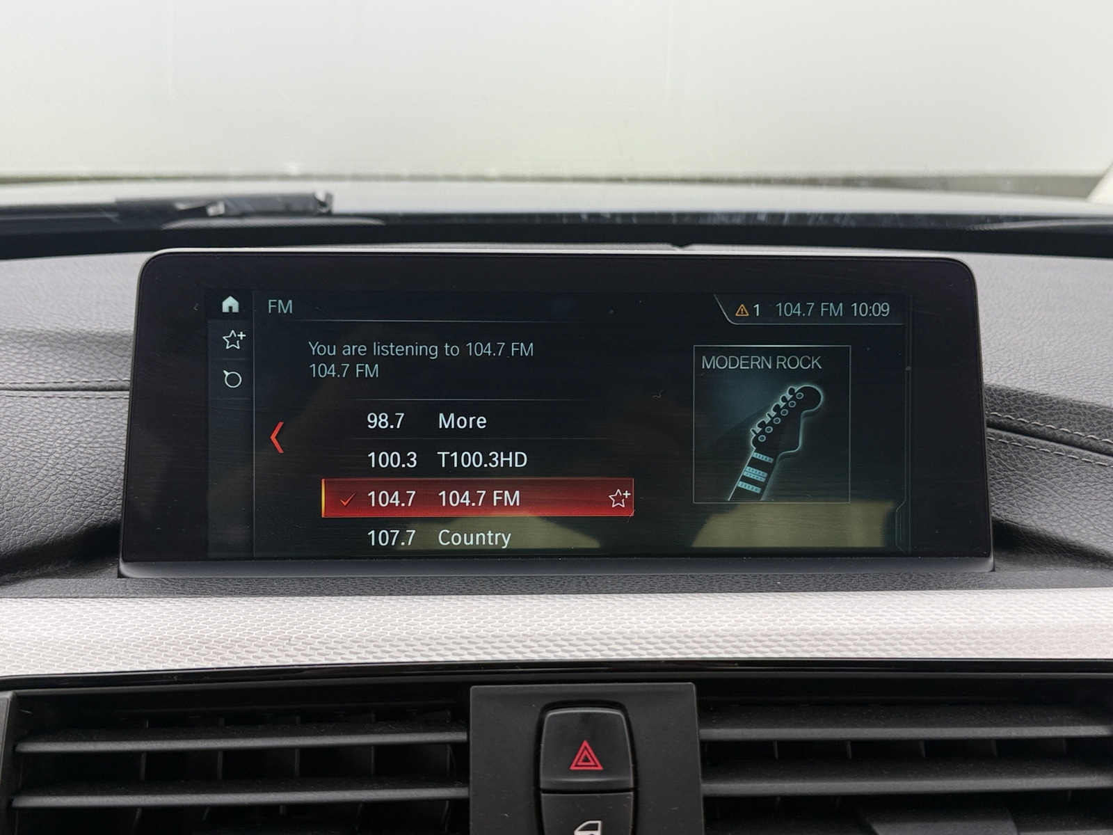 Thumbnail: 2018 BMW 3 Series - 3