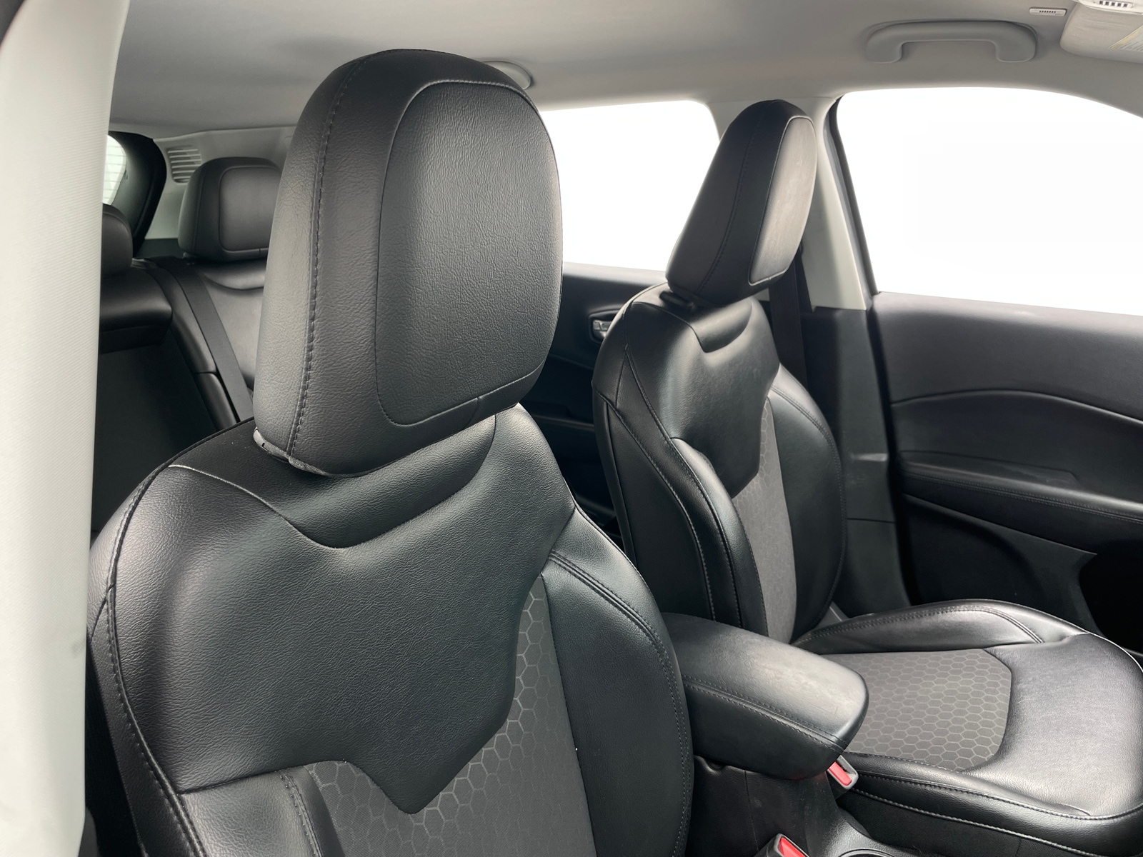 Thumbnail: 2018 Jeep Compass - 2