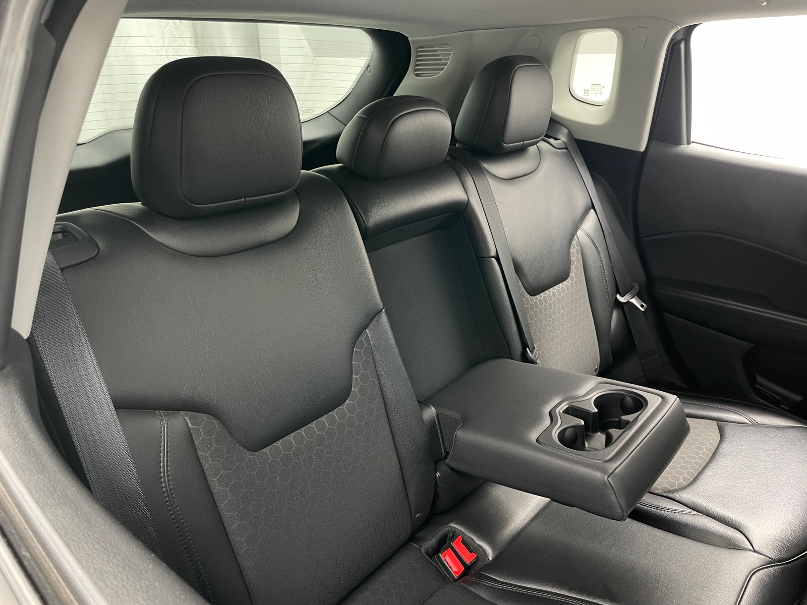 Thumbnail: 2018 Jeep Compass - 6