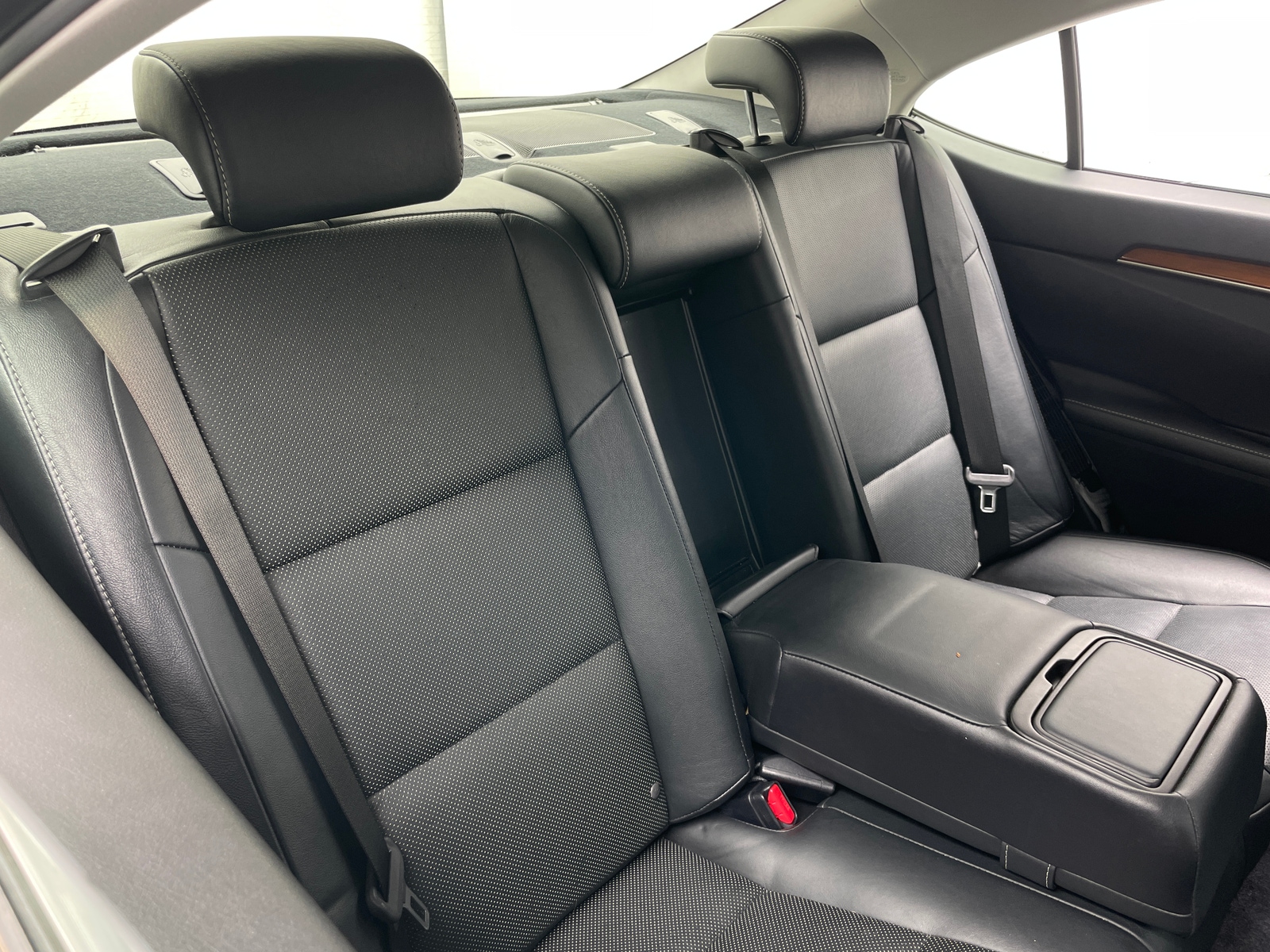 Thumbnail: 2013 Lexus ES - 5