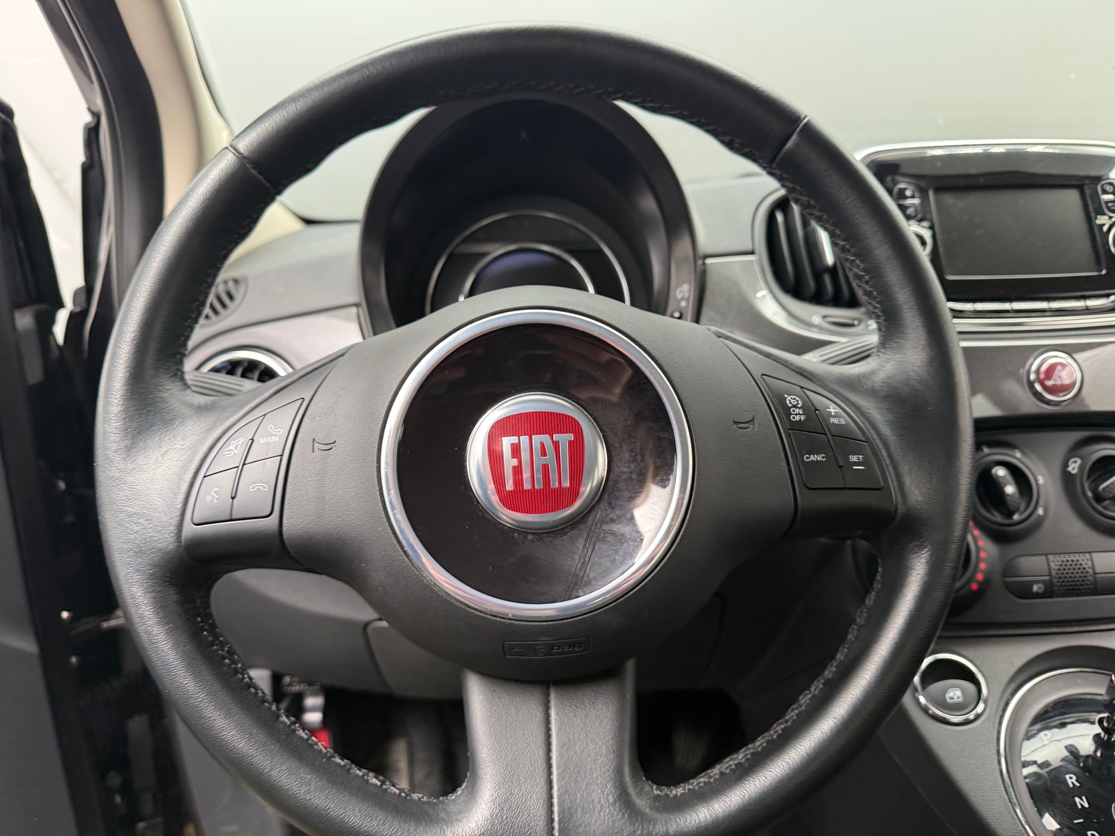 Thumbnail: 2019 Fiat 500 - 4