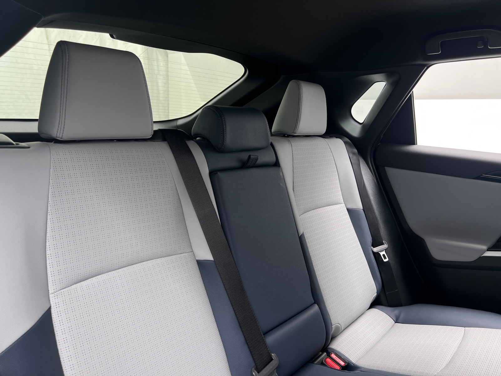 Thumbnail: 2025 Subaru Solterra - 6