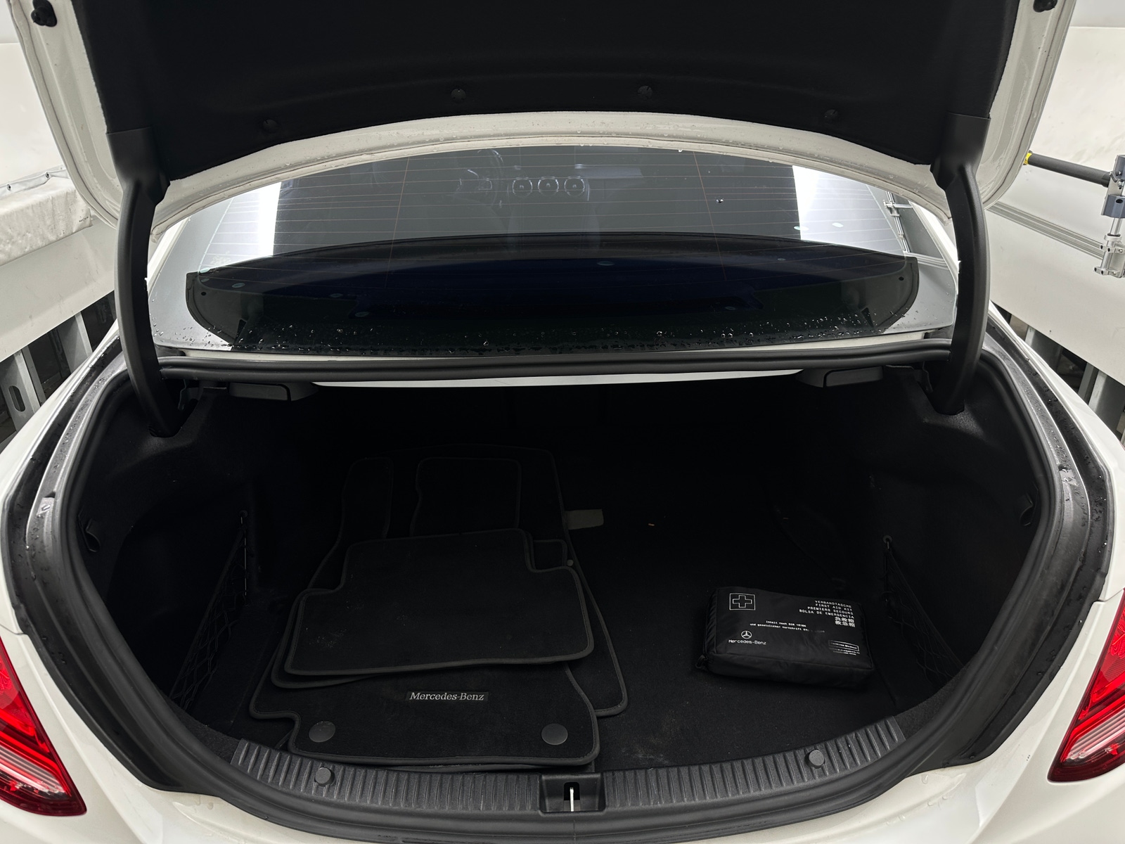 Thumbnail: 2018 Mercedes-Benz C-Class - 7