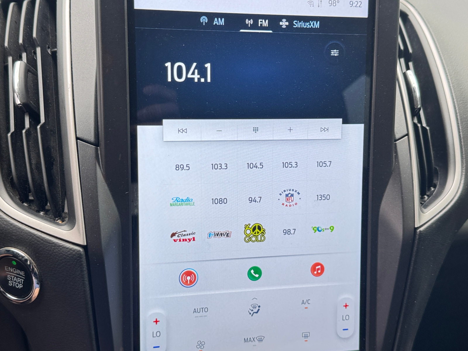 Thumbnail: 2021 Ford Edge - 4