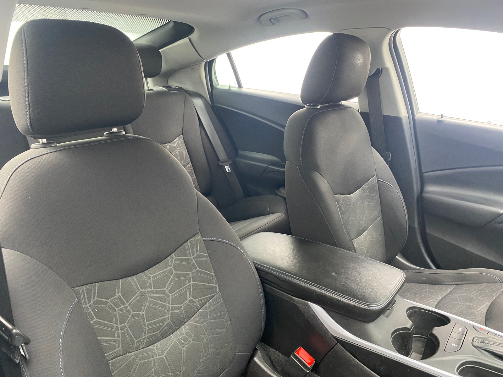 Thumbnail: 2018 Chevrolet Volt - 2