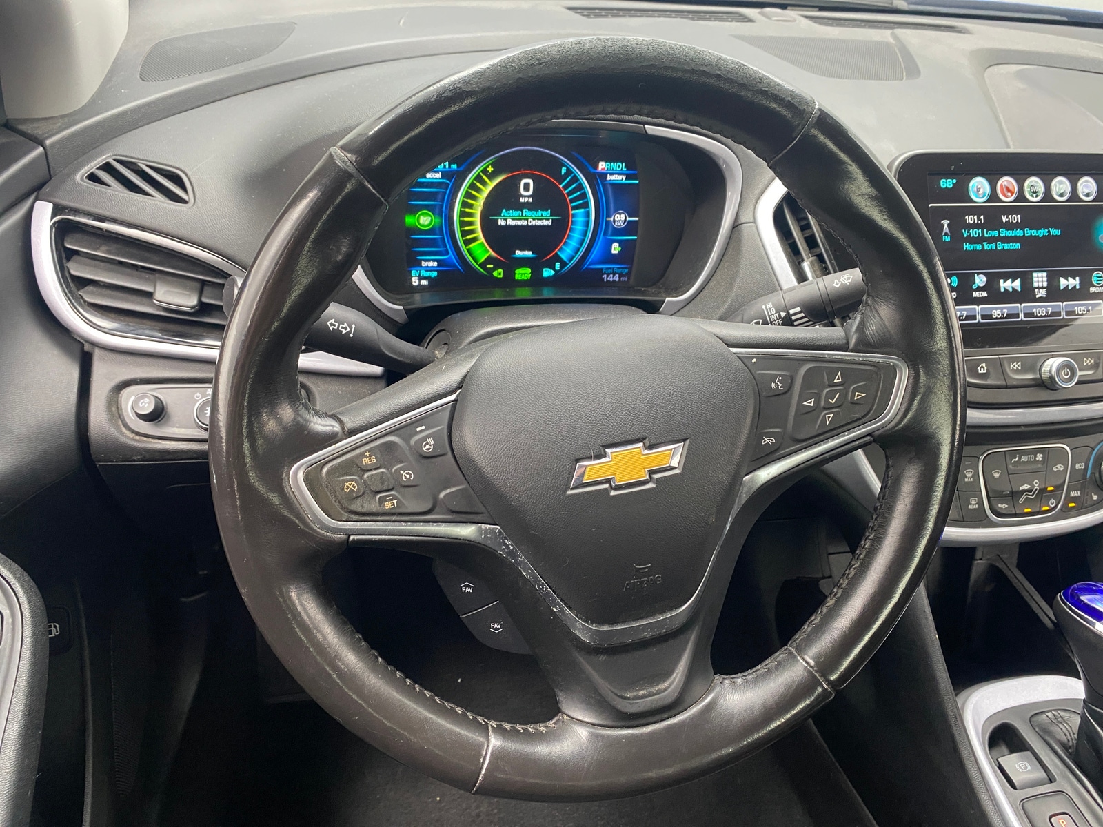 Thumbnail: 2018 Chevrolet Volt - 5