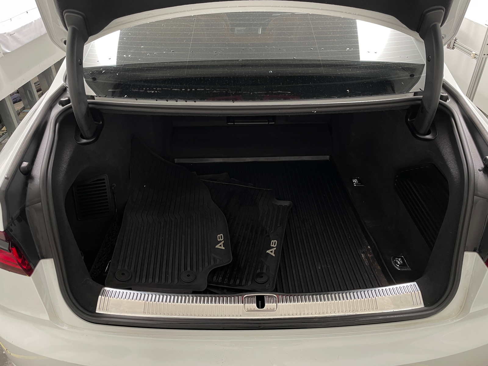 Thumbnail: 2023 Audi A8 - 6