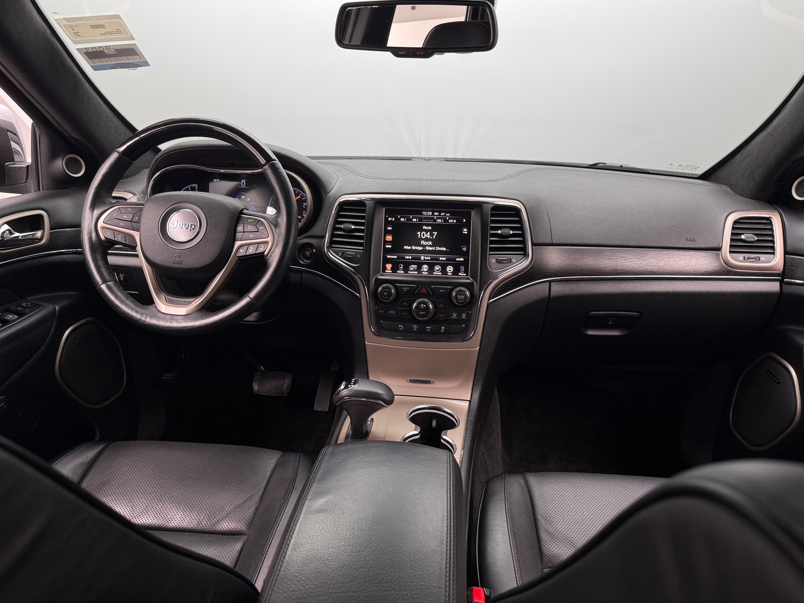 Thumbnail: 2015 Jeep Grand Cherokee - 2