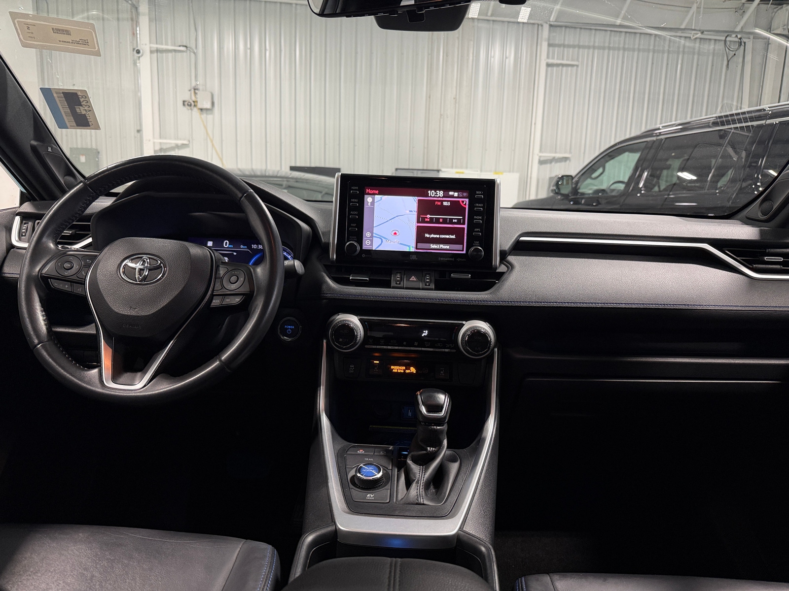 Thumbnail: 2020 Toyota RAV4 - 3