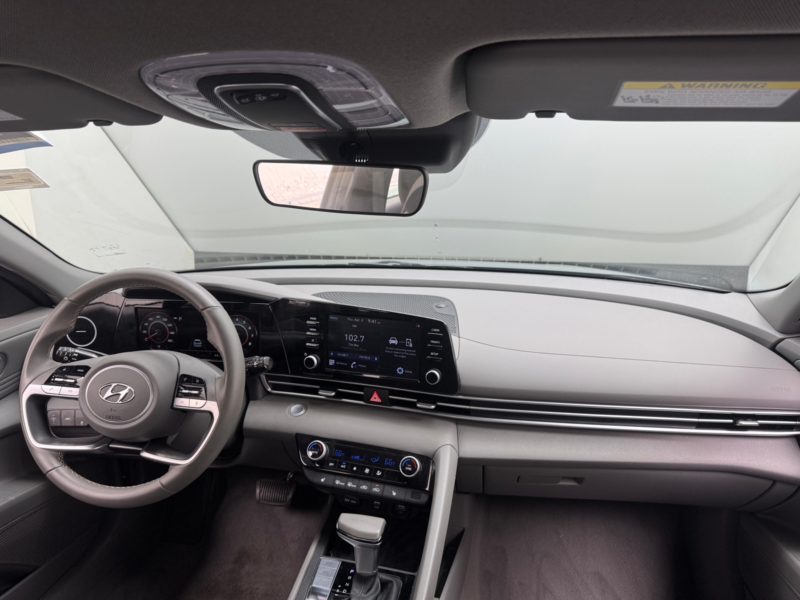 Thumbnail: 2022 Hyundai Elantra - 3