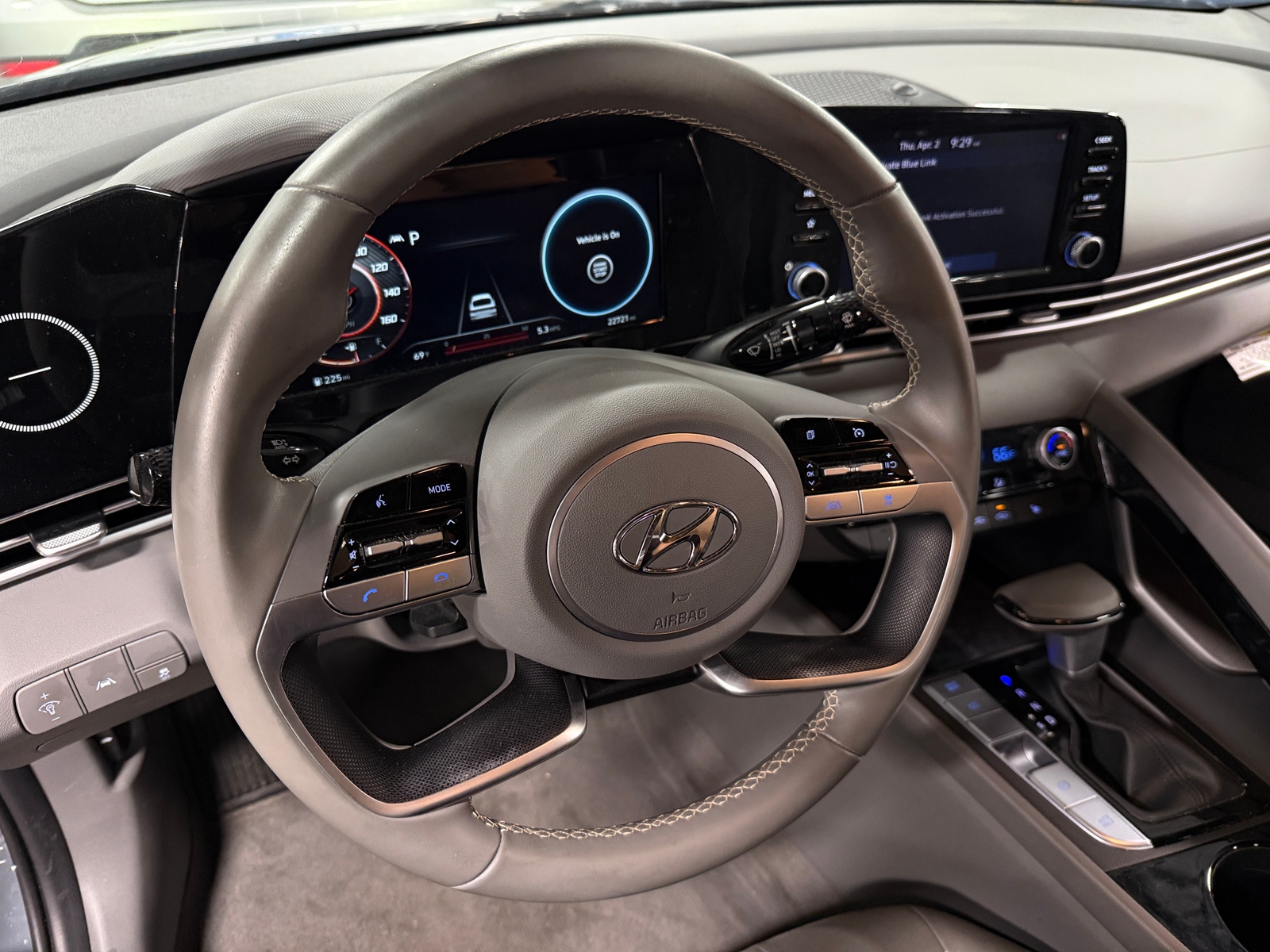 Thumbnail: 2022 Hyundai Elantra - 5