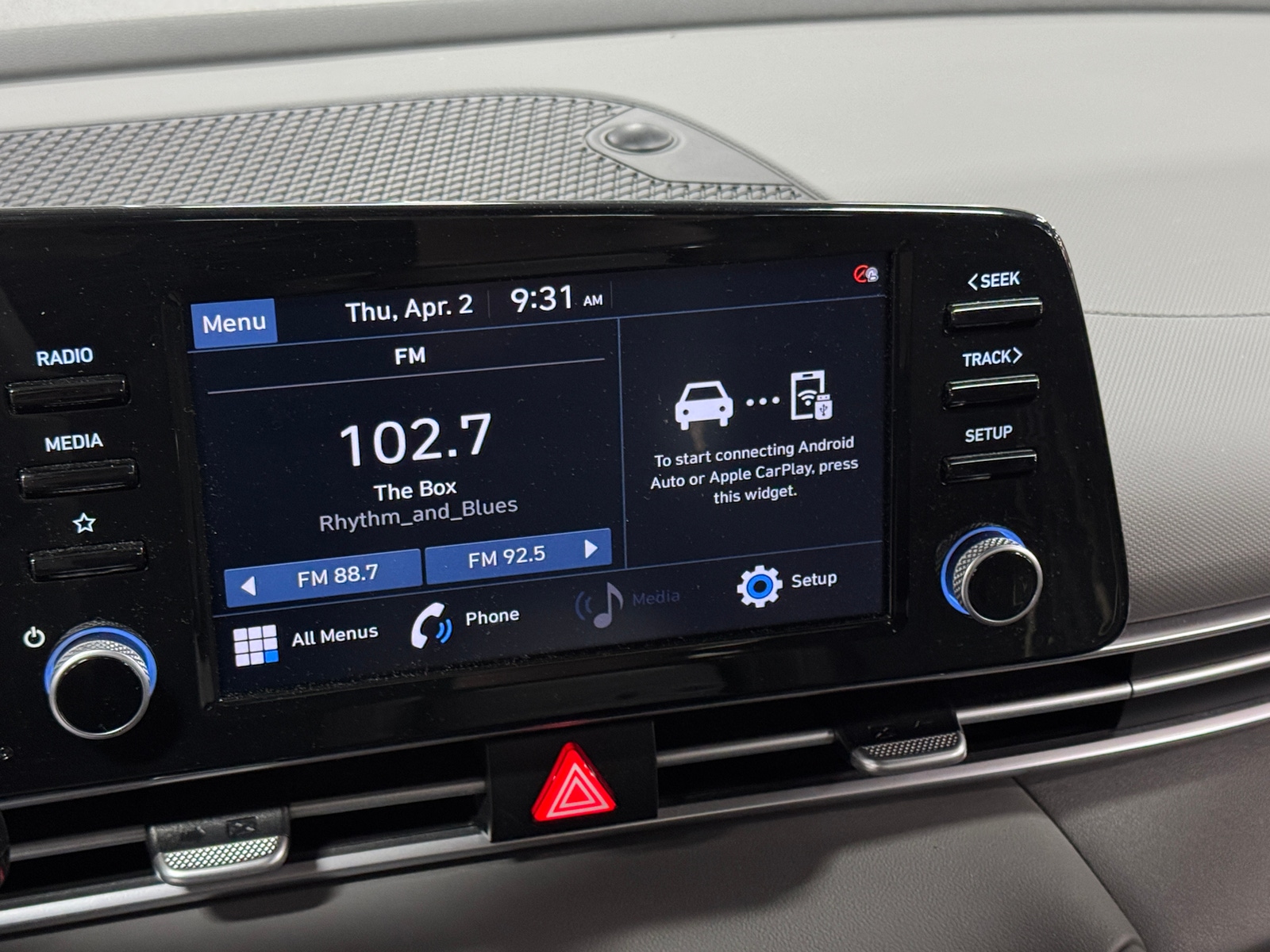 Thumbnail: 2022 Hyundai Elantra - 4