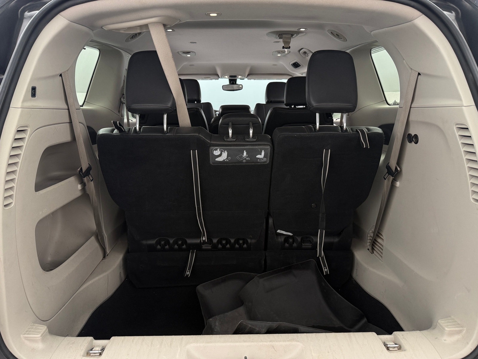 Thumbnail: 2017 Chrysler Pacifica - 6