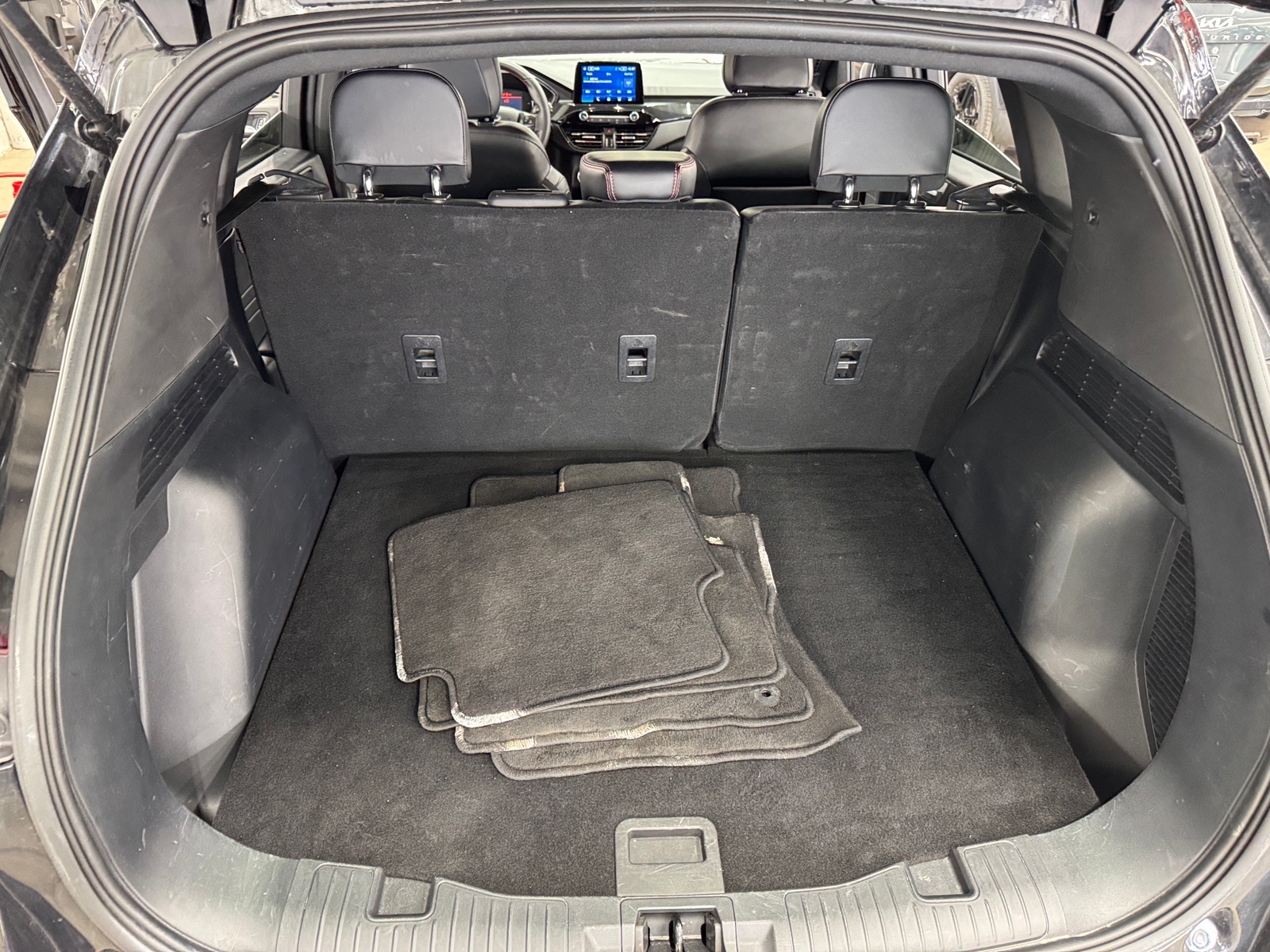 Thumbnail: 2025 Ford Escape - 7