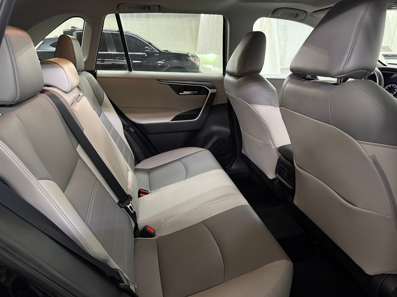 Thumbnail: 2021 Toyota RAV4 - 5