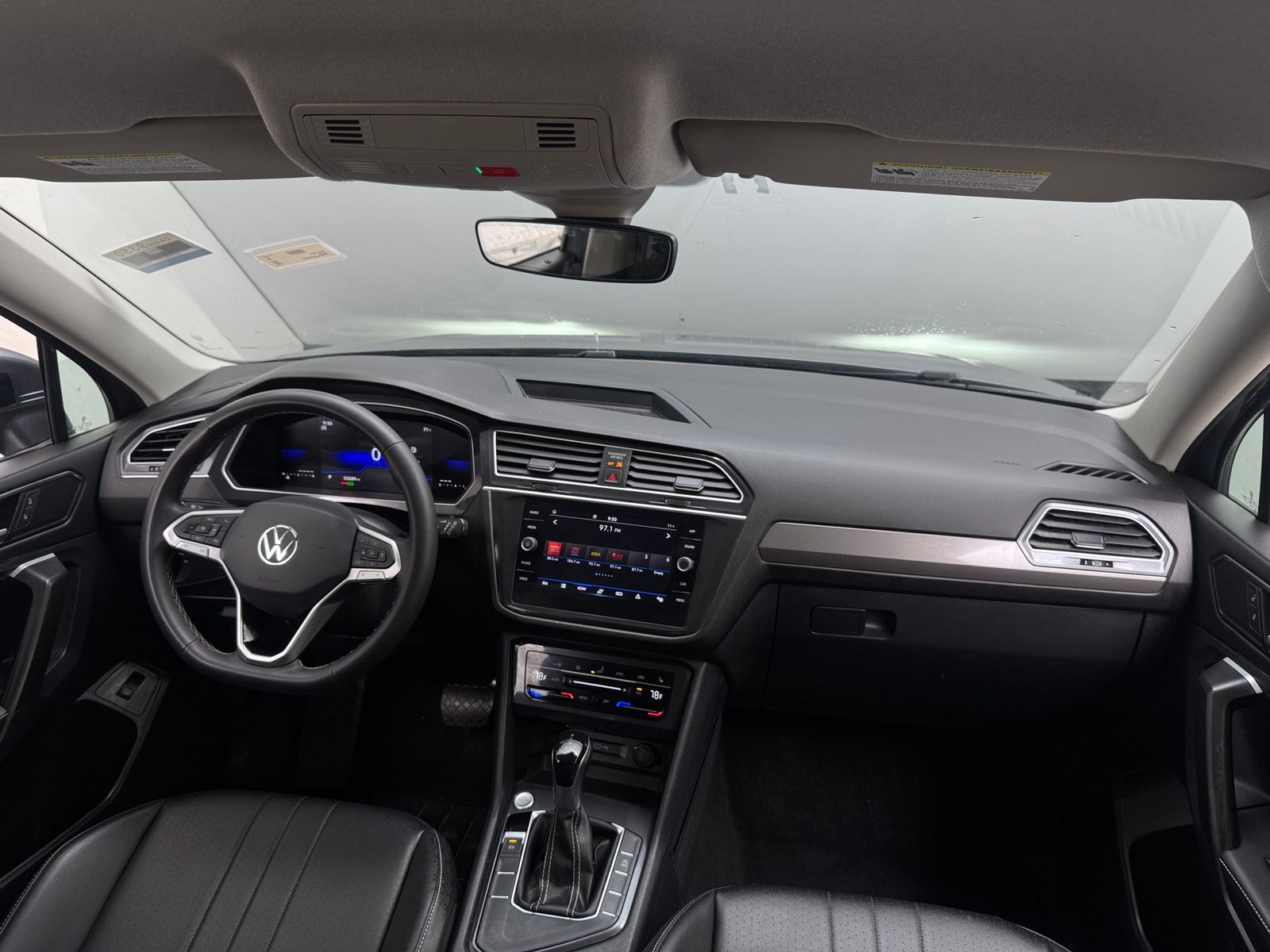 Thumbnail: 2024 Volkswagen Tiguan - 2