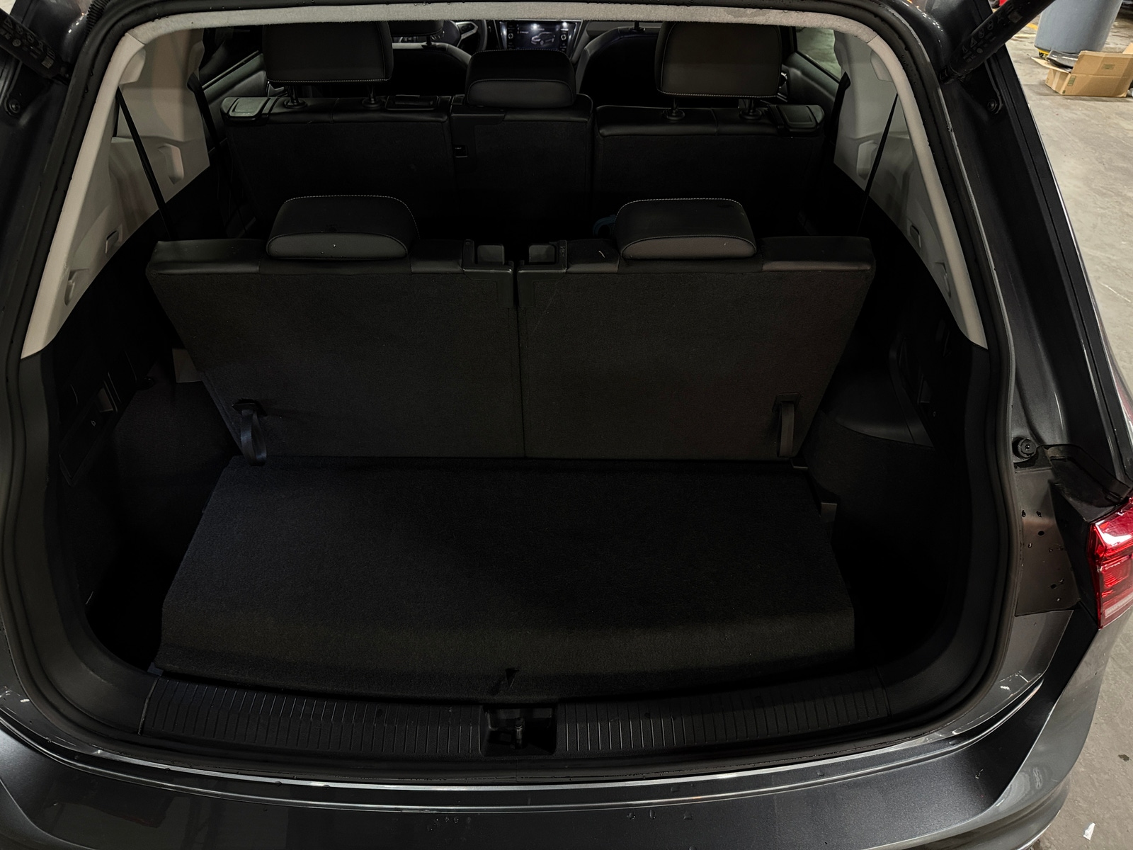 Thumbnail: 2024 Volkswagen Tiguan - 6