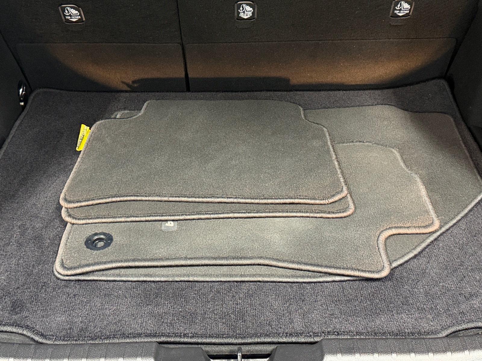 Thumbnail: 2025 Toyota Corolla - 6