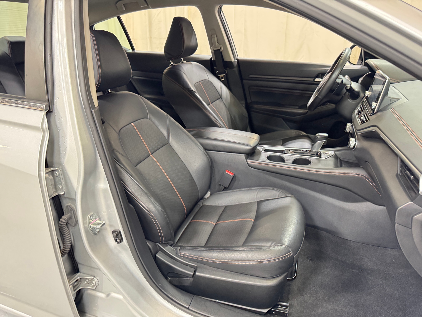 Thumbnail: 2022 Nissan Altima - 2