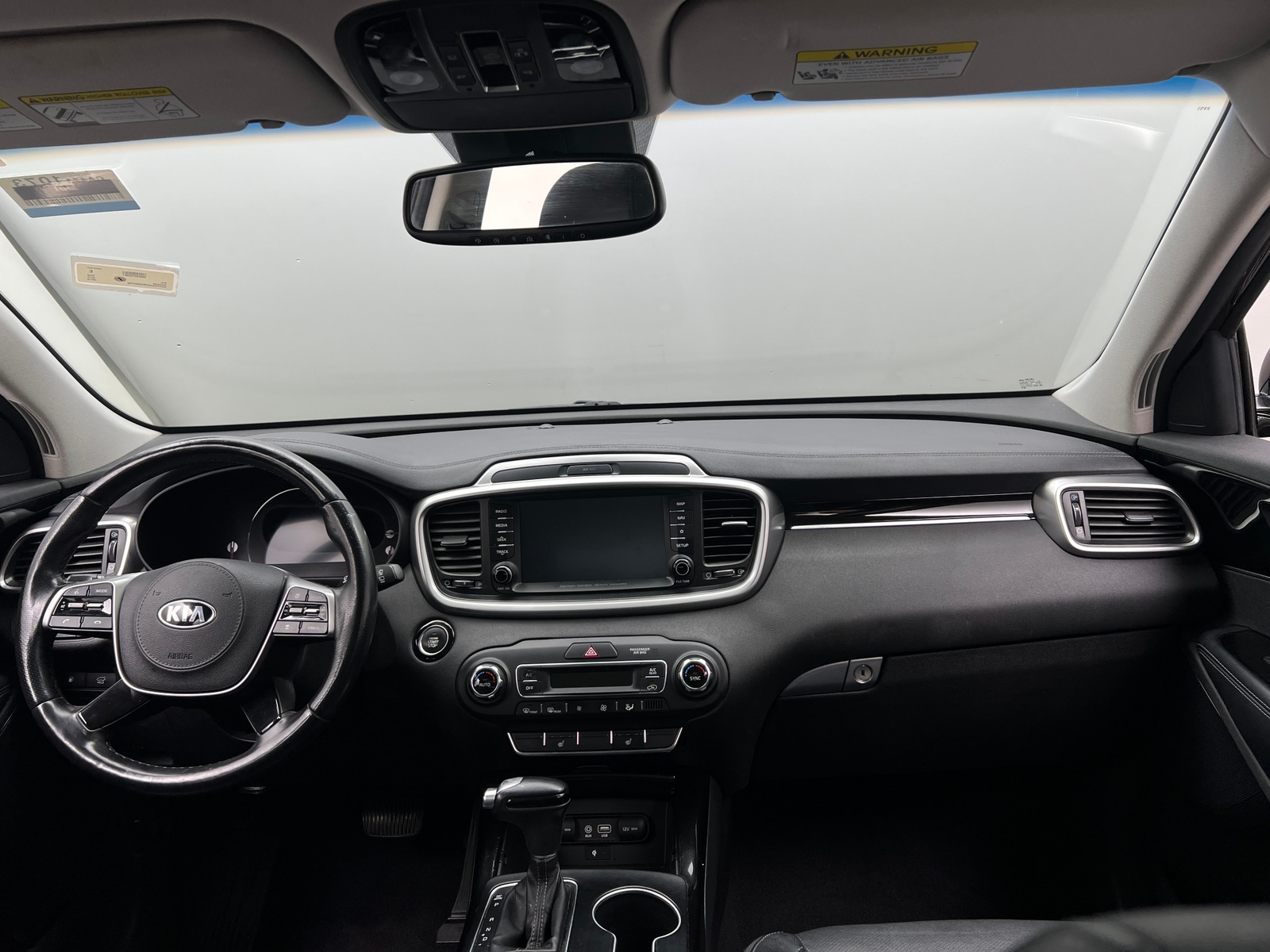 Thumbnail: 2019 Kia Sorento - 2