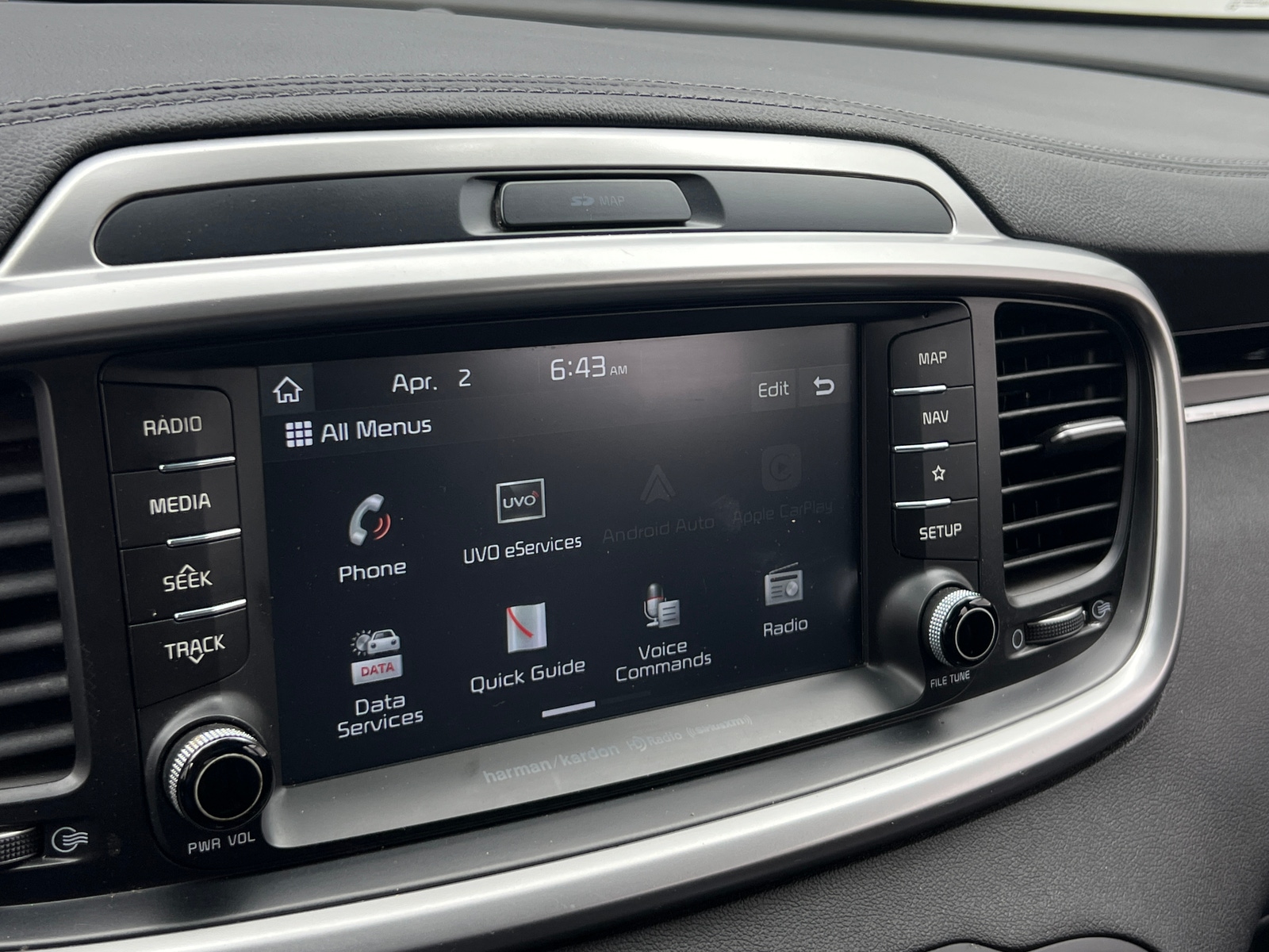 Thumbnail: 2019 Kia Sorento - 3