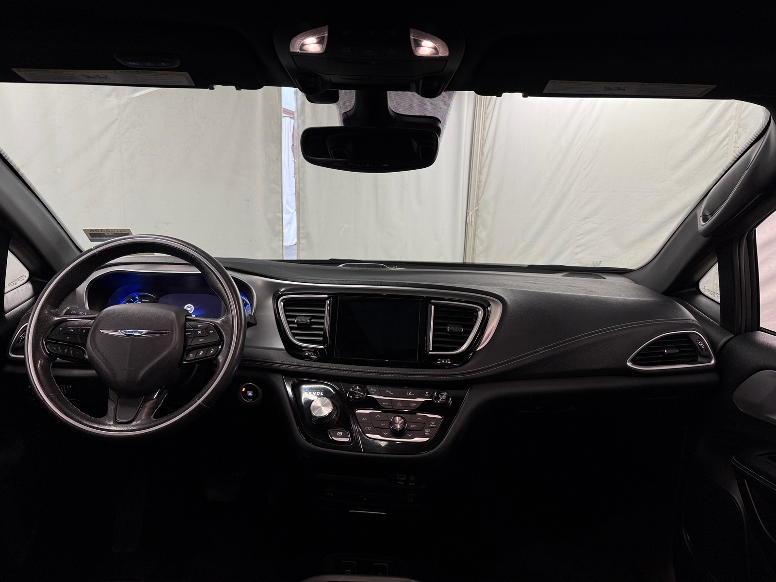 Thumbnail: 2019 Chrysler Pacifica - 2