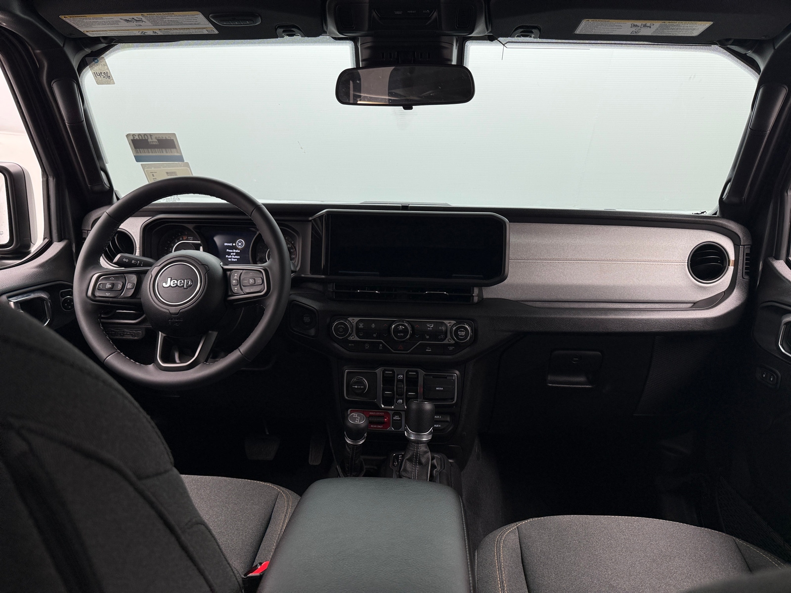 Thumbnail: 2025 Jeep Gladiator - 3