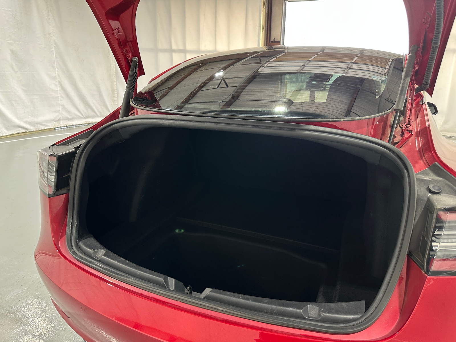 Thumbnail: 2021 Tesla Model 3 - 6