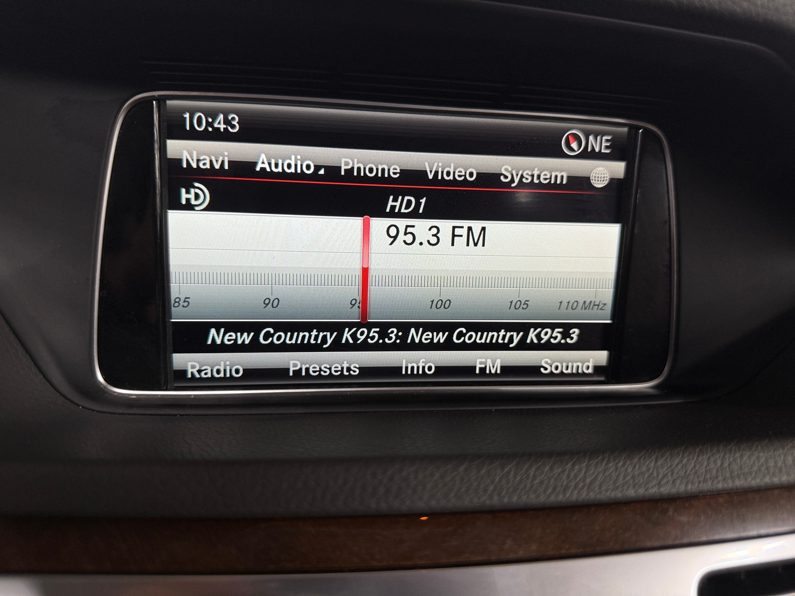 Thumbnail: 2014 Mercedes-Benz E-Class - 3