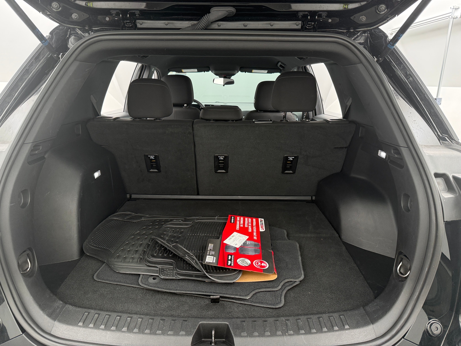 Thumbnail: 2025 Chevrolet Equinox - 7