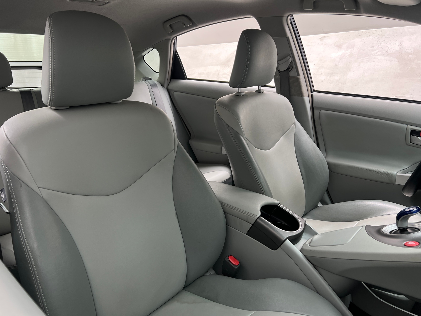 Thumbnail: 2015 Toyota Prius - 2