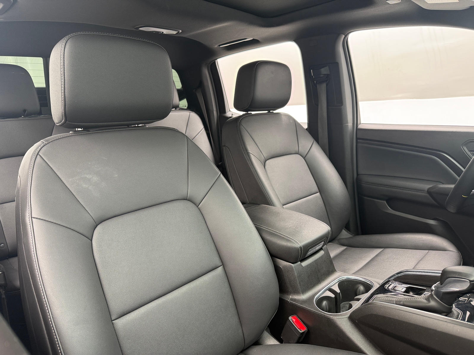Thumbnail: 2023 GMC Canyon - 2