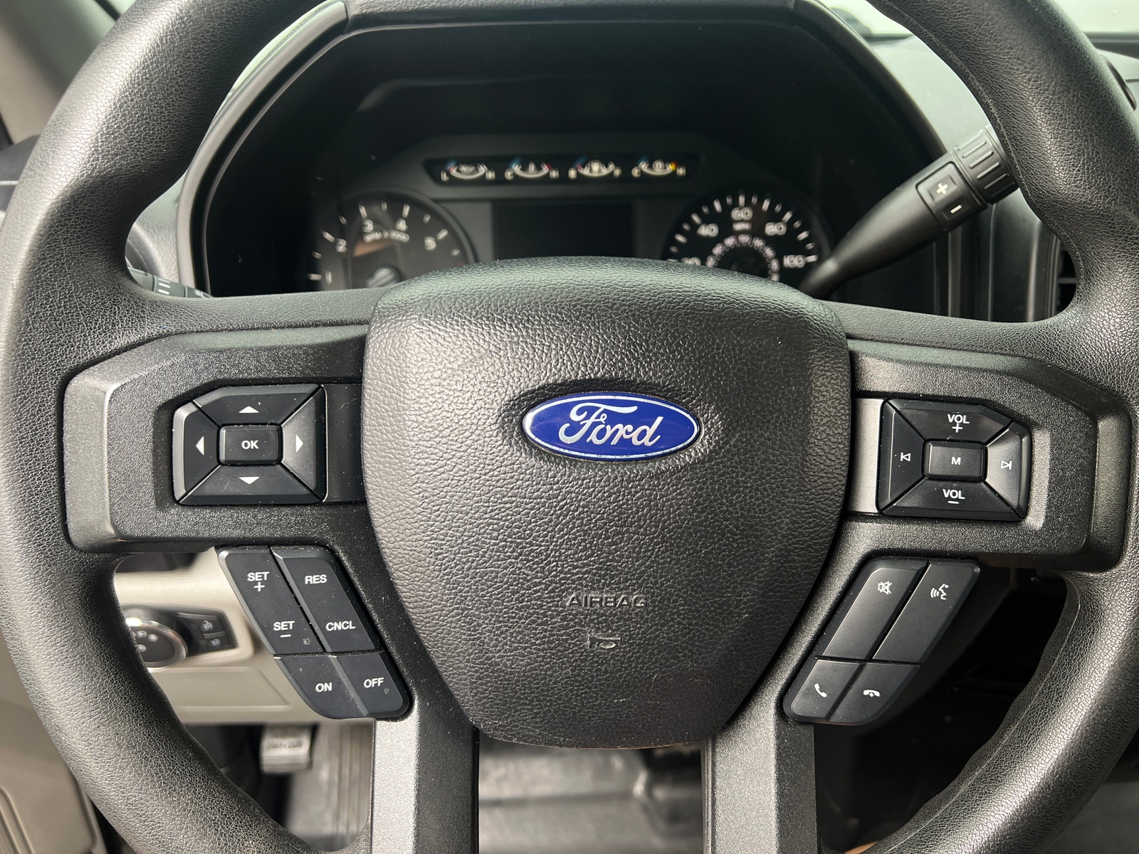 Thumbnail: 2017 Ford Econoline - 5