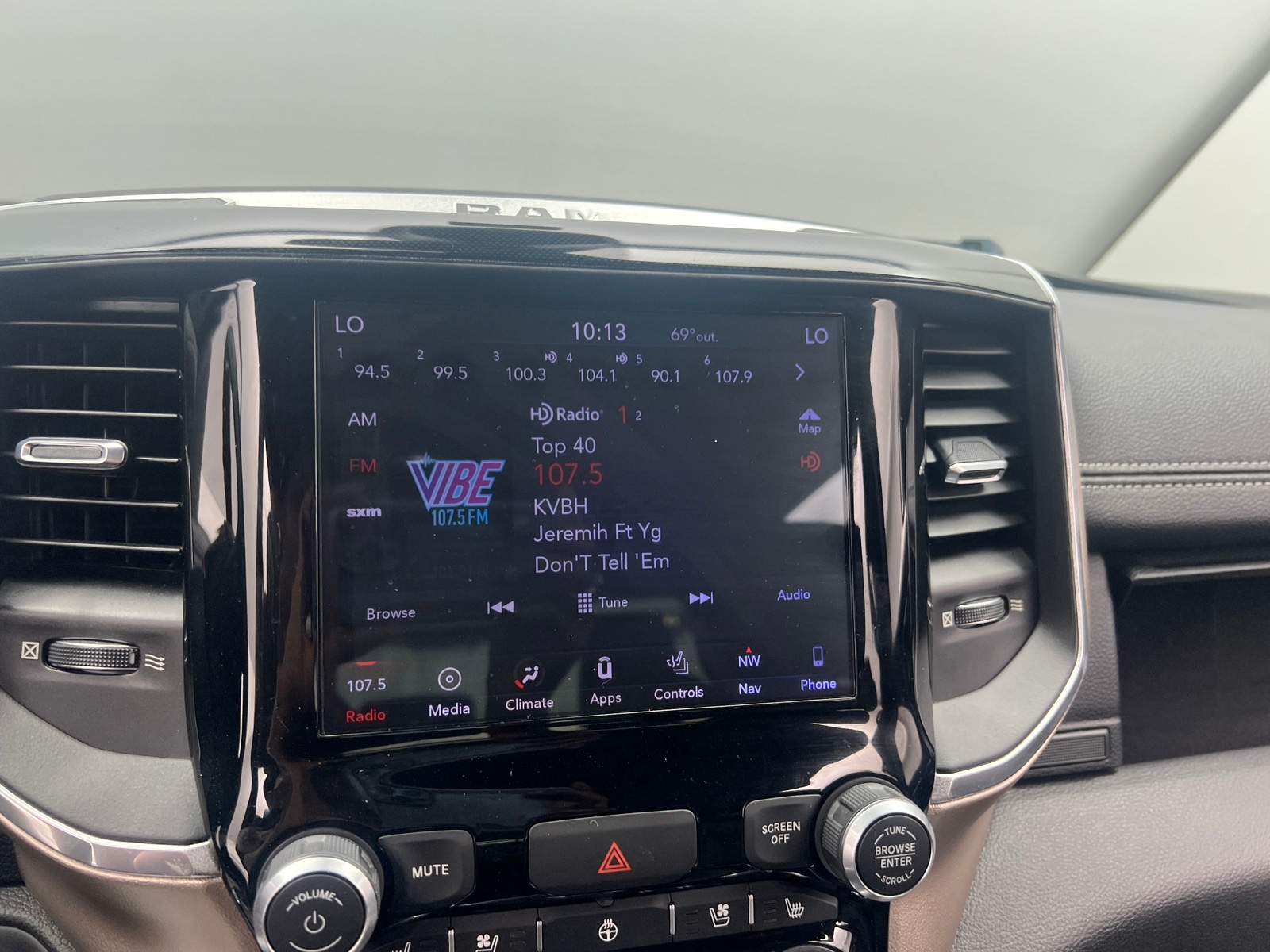 Thumbnail: 2019 RAM 1500 - 3