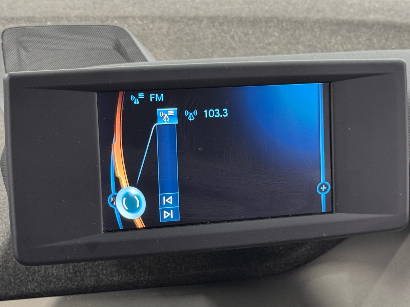 Thumbnail: 2017 BMW i3 - 4