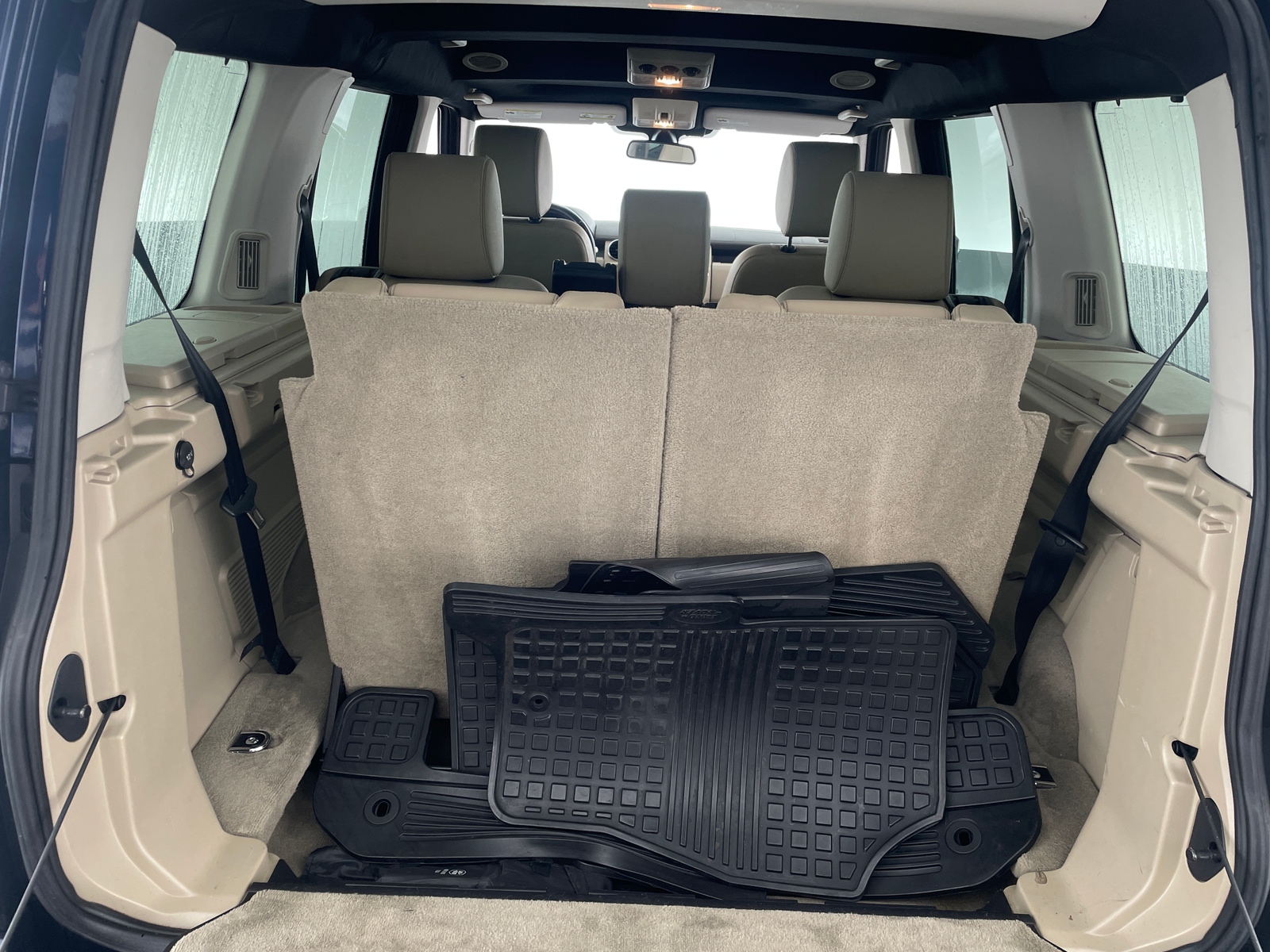 Thumbnail: 2016 Land Rover LR4 - 6