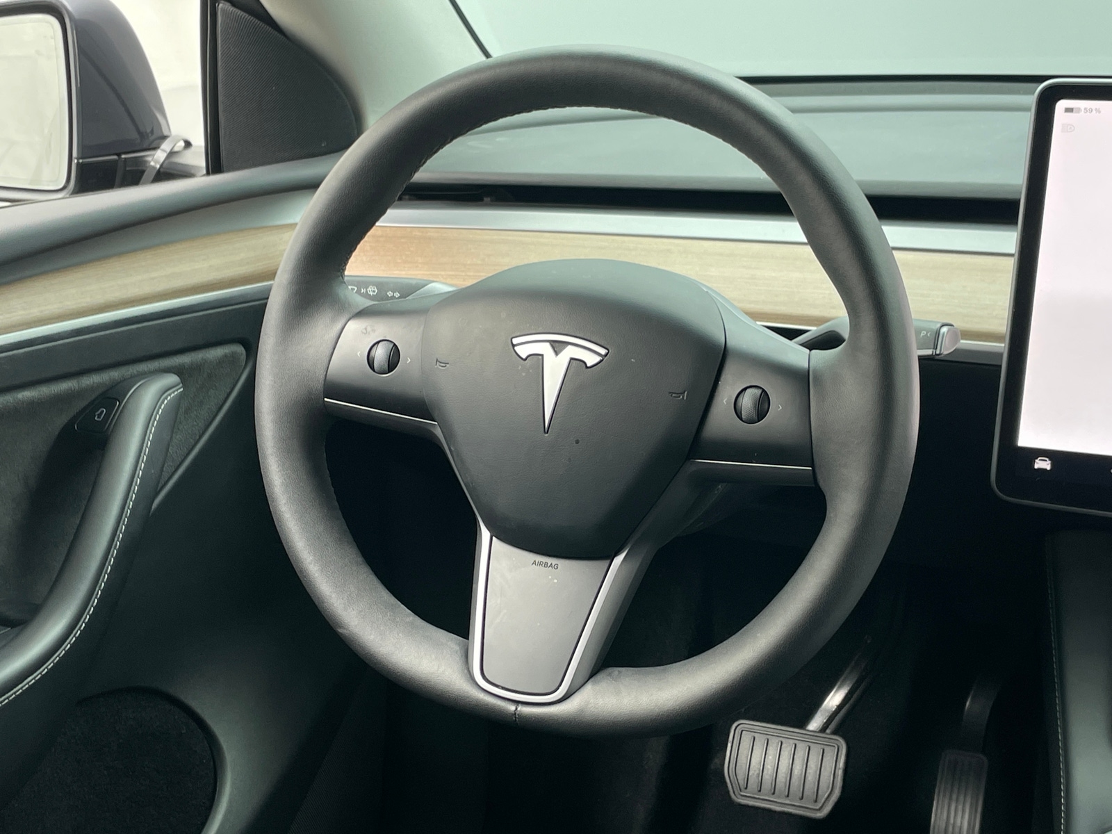 Thumbnail: 2023 Tesla Model Y - 4