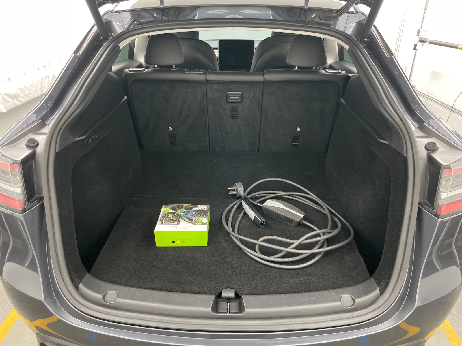 Thumbnail: 2023 Tesla Model Y - 6